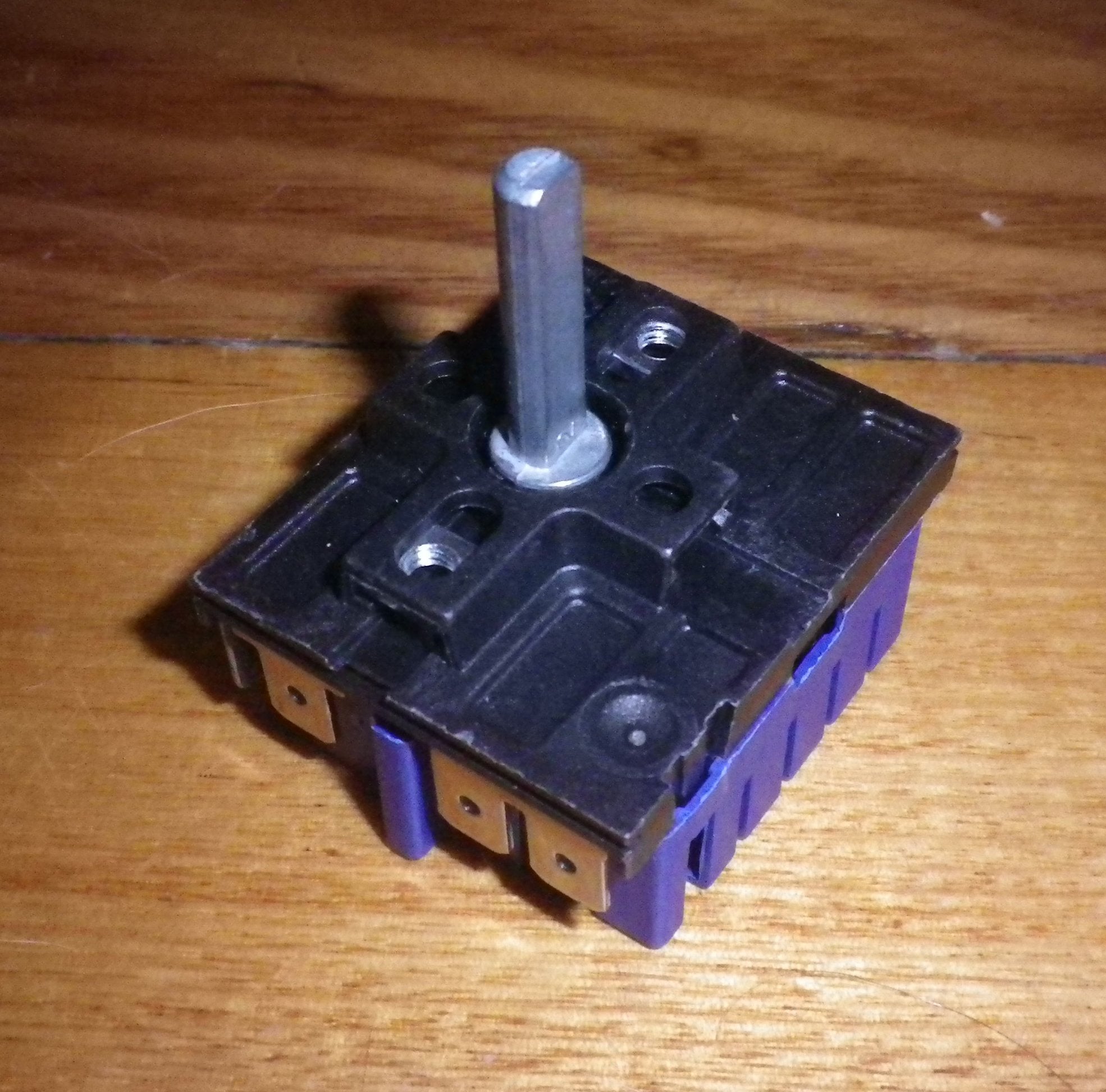 Invensys Simmerstat Control for Baumatic, Belling - Part No. MP-V01-SVC