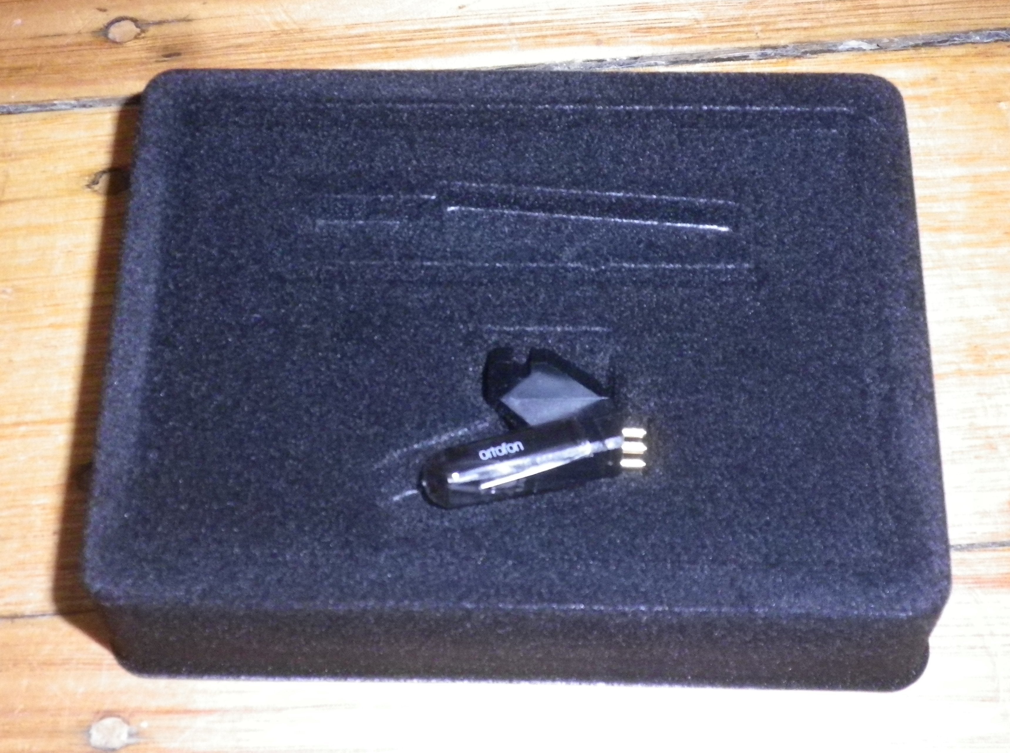 Ortofon OM5S Spherical Tip Moving Magnet Cartridge for Vinyl Record Players in Retail Packaging