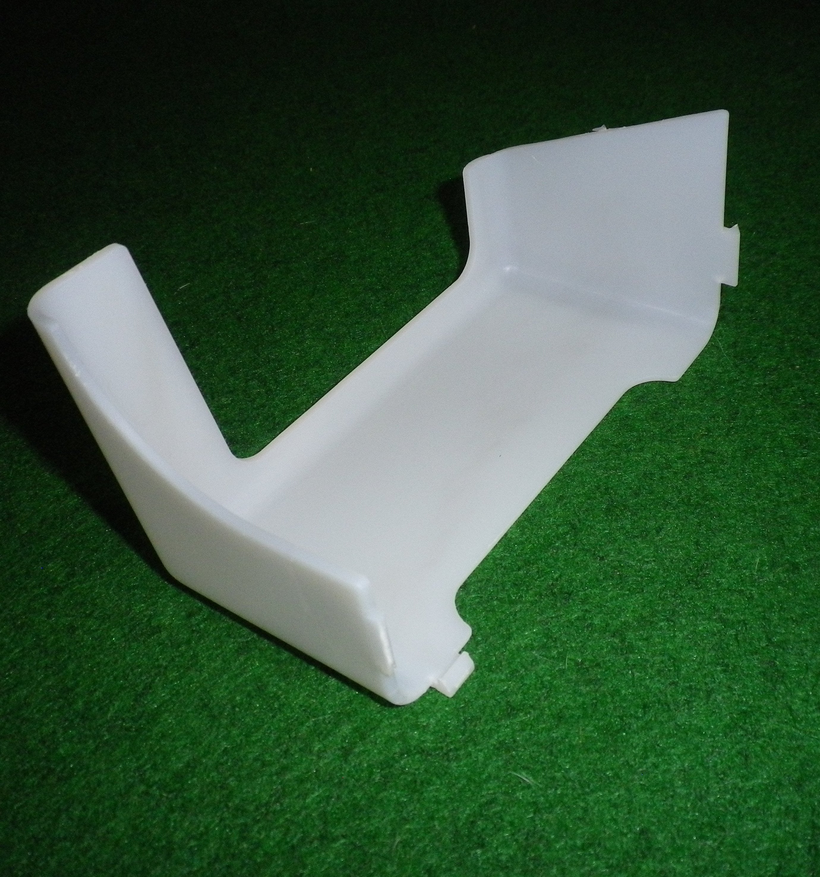 Pre - owned Whirlpool 6ED2FHGXVA01 Freezer Light Cover - Part # 2171706