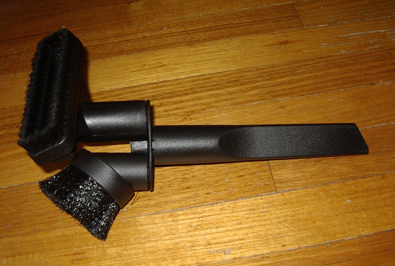 Versatile 32mm Vacuum Cleaning Tool Set with Dusting Brush, Crevice Nozzle, Upholstery Tool, and Caddy # VC32