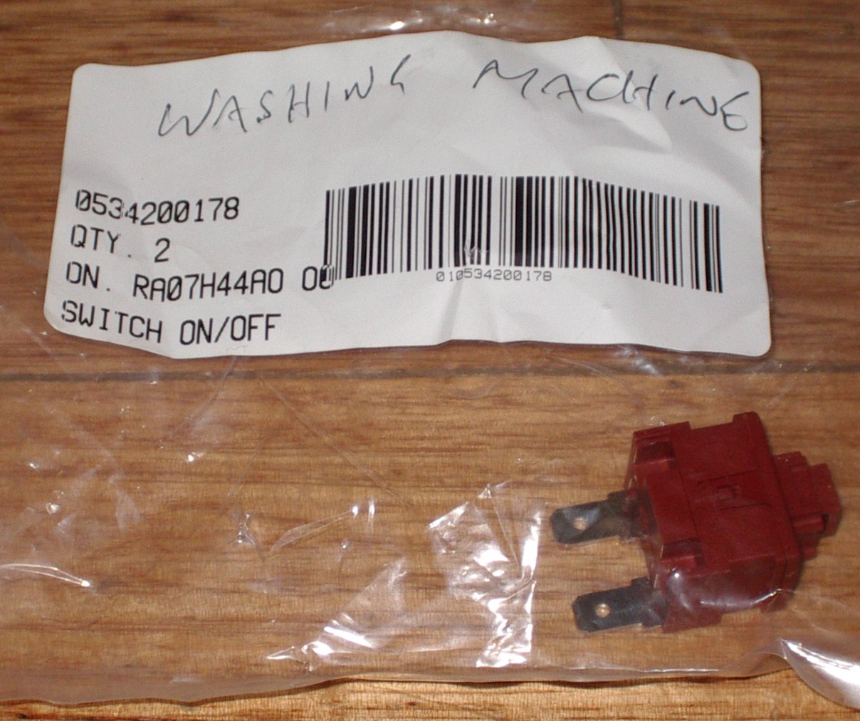 Simpson and Westinghouse Electronic Eziset Mains On-Off Switch for Washing Machines and Vacuum Cleaners, Model # 0534200178