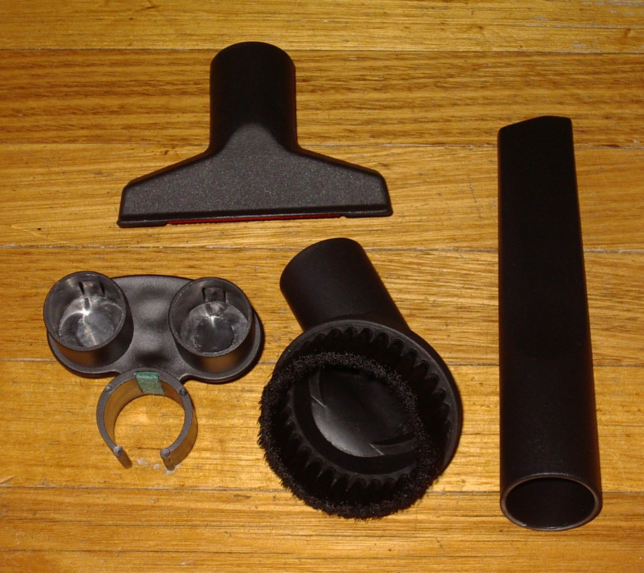 Versatile 35mm Vacuum Cleaning Tool Set with Dusting Brush, Crevice Nozzle, Upholstery Tool and Handy Caddy # VC35