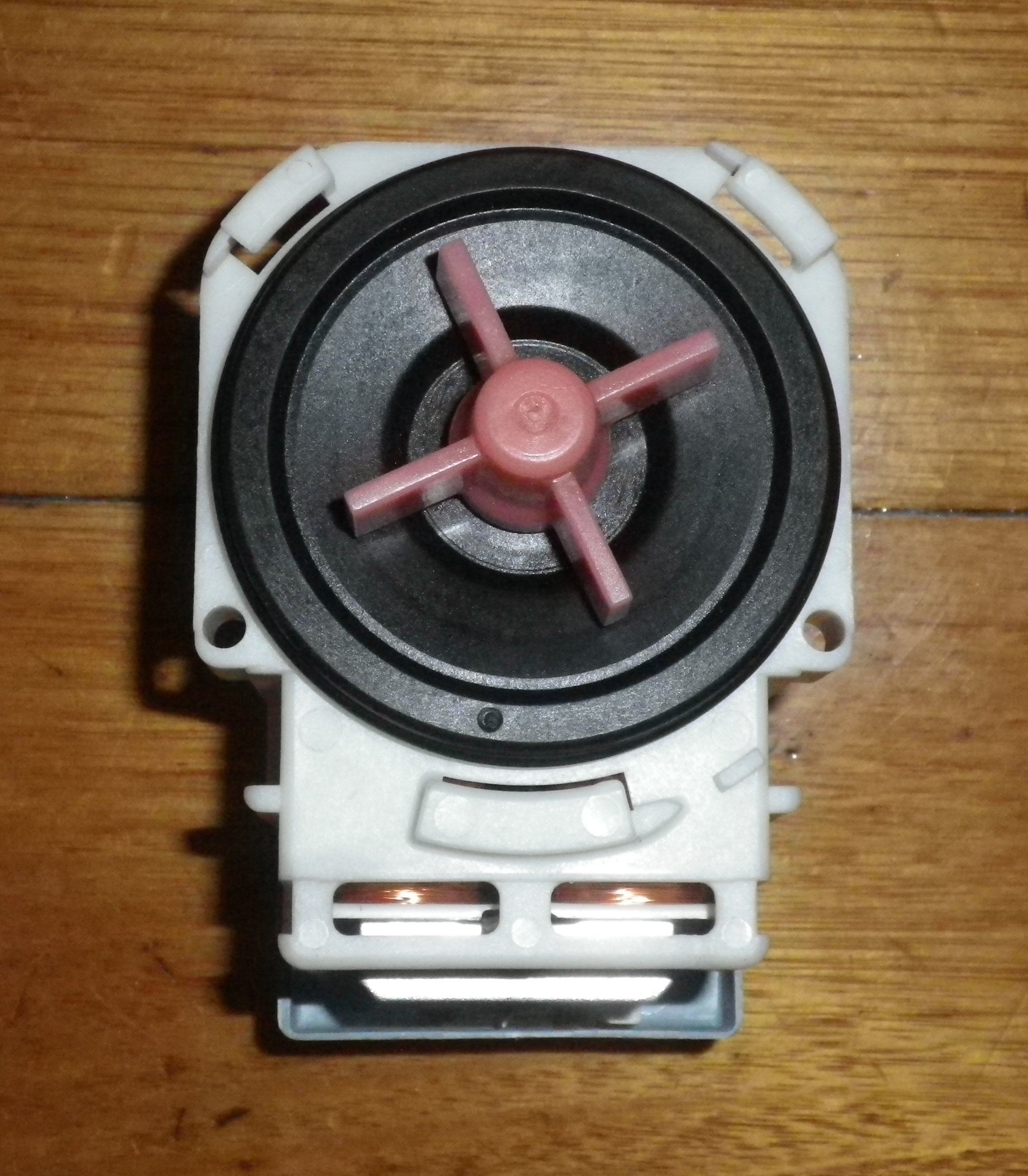 Universal Magnetic Motor Body for Pump - Plaset Part No. UNI204
