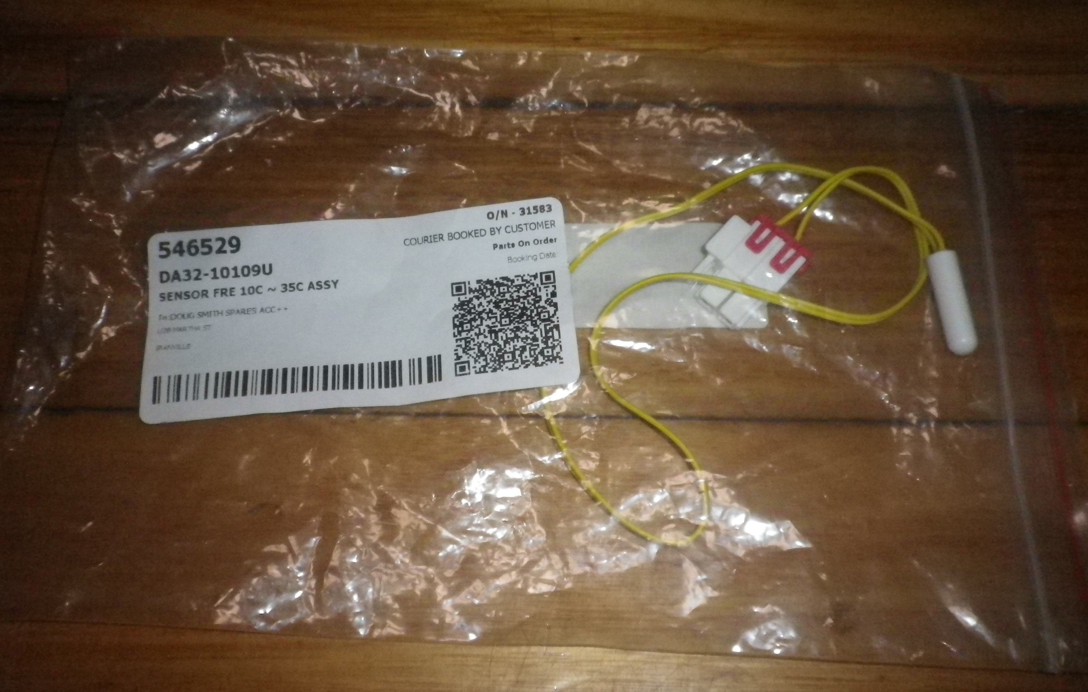 Samsung Refrigerator Defrost Temperature Sensor - Compatible with SRS535WW, SRS579NP - Part Number DA32 - 10109U