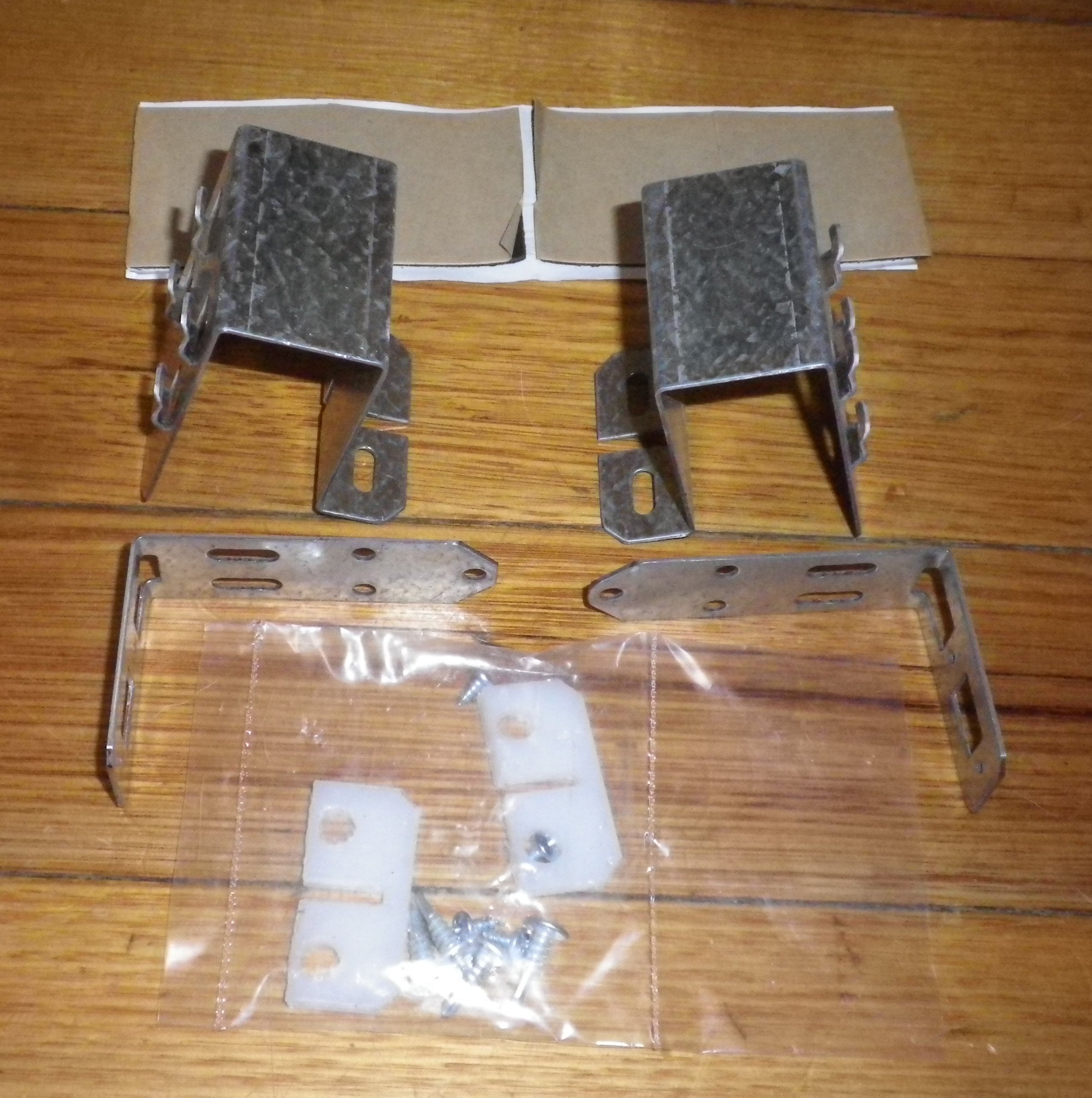Universal Stacking Kit for Late - Model Electrolux, Simpson Dryers - Part # ULX101