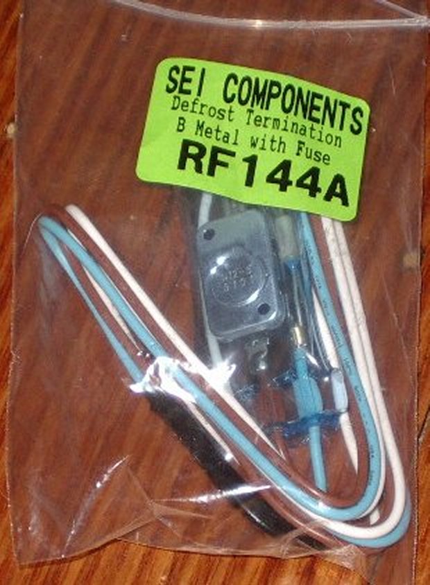 Universal RF144A Defrost Termination Cutout with Thermal Fuse