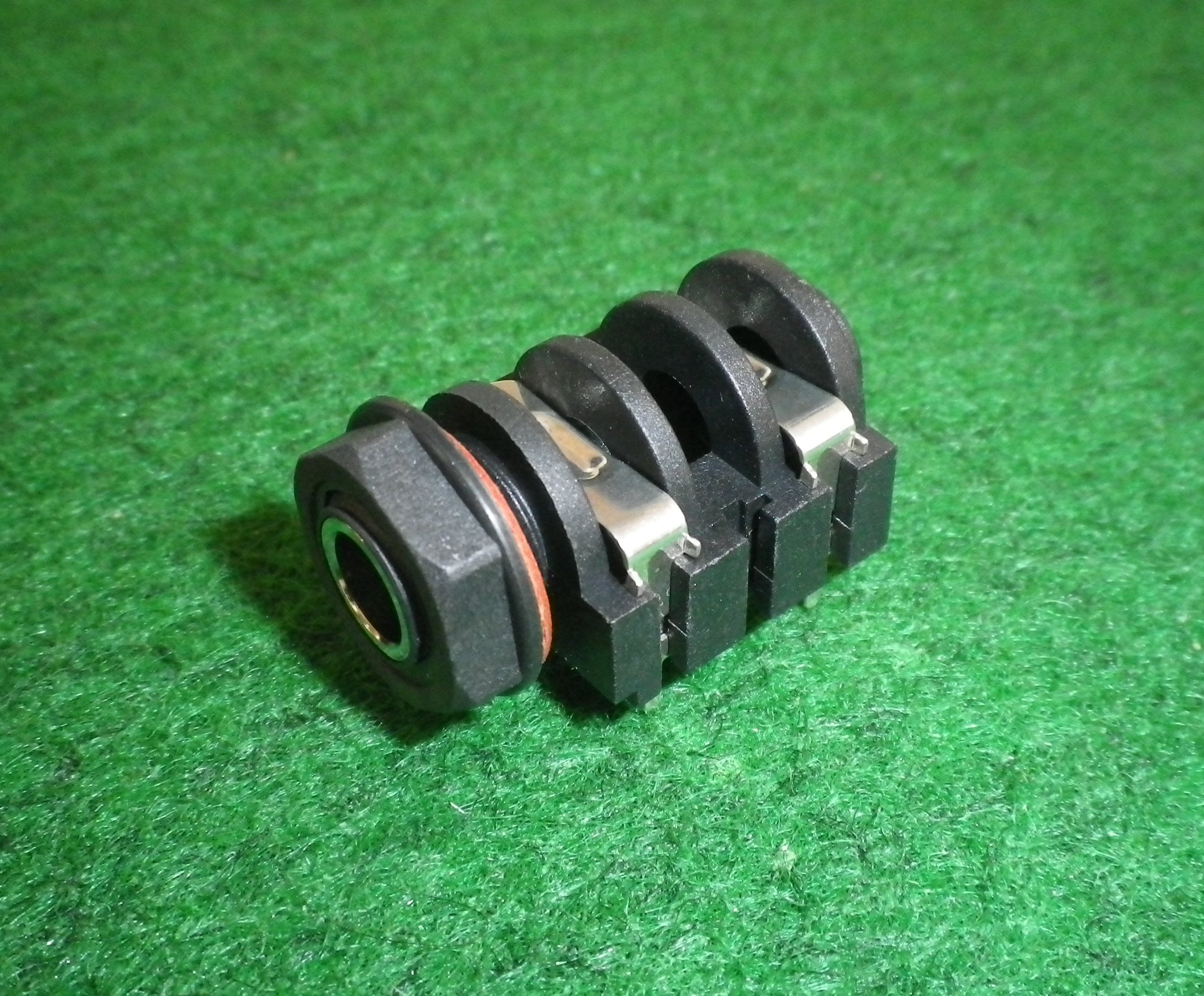 6.3mm Mono Switched Plastic Insulated PCB Mount Phone Socket - Part # BJ103