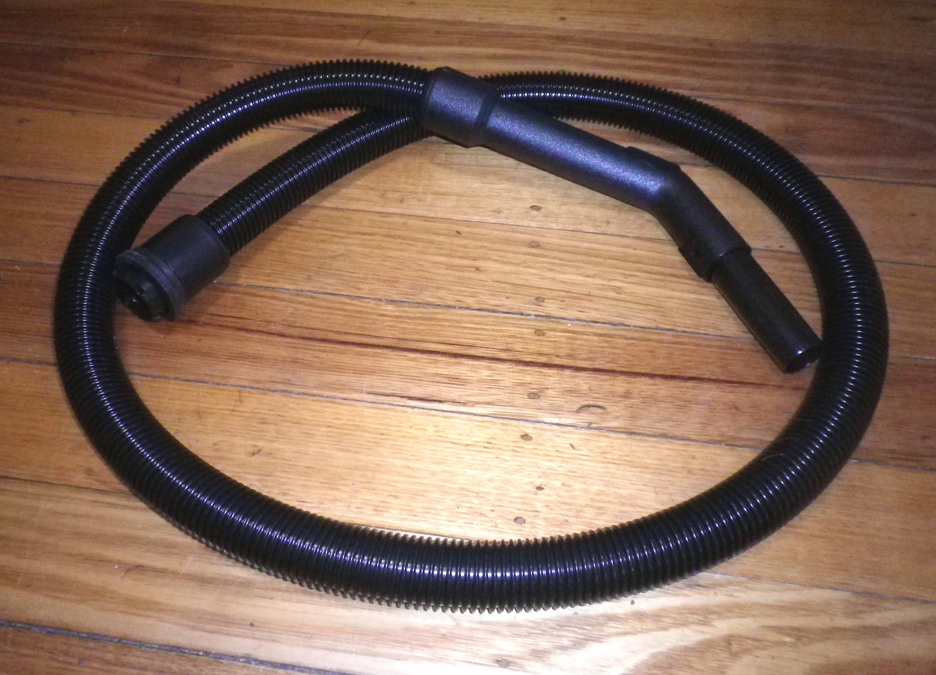 Full - Function Vacuum Cleaner Hose Suitable for Nilfisk King, GS80, GS90, GM200 - Part Number HBCOM - NIL4