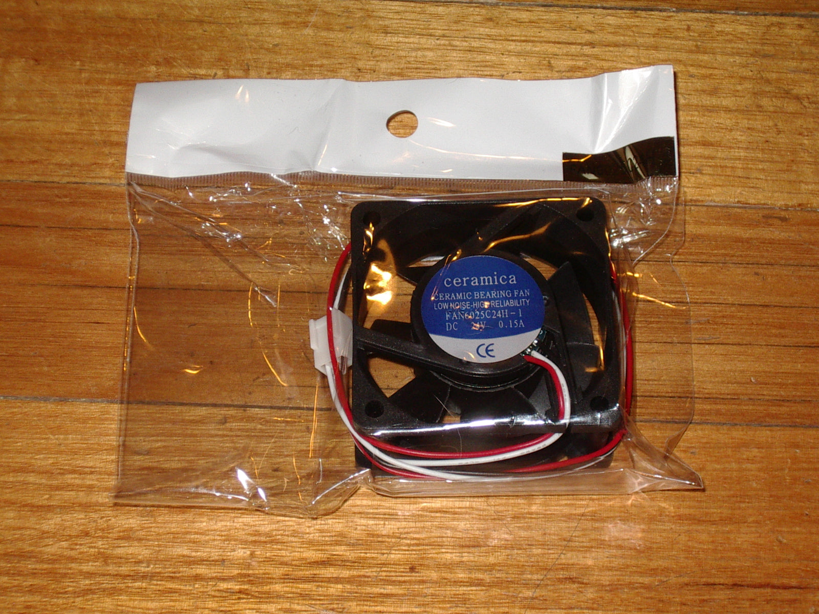 24Volt High-Speed 60x25mm Ceramic Bearing Cooling Fan for Computer Case & Power Supply