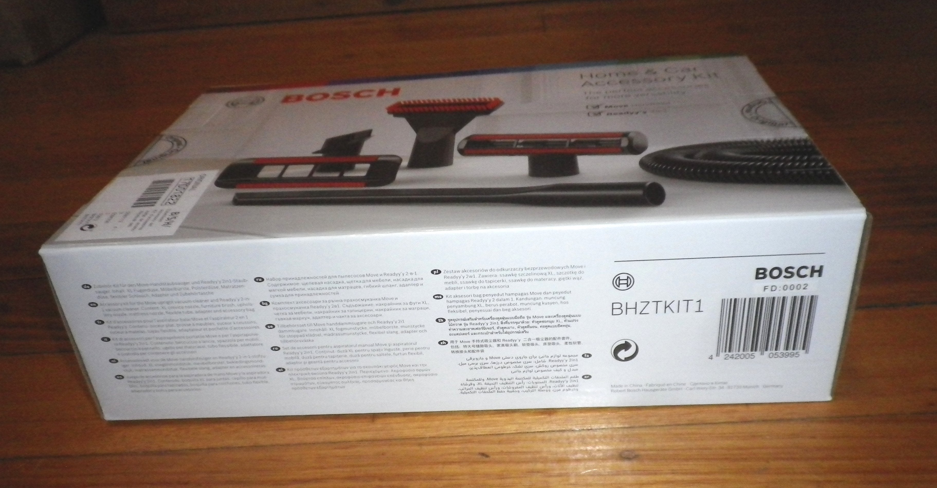 Bosch Readyy'y Move 2-in-1 Handheld Vacuum Home and Car Accessory Kit #17001822