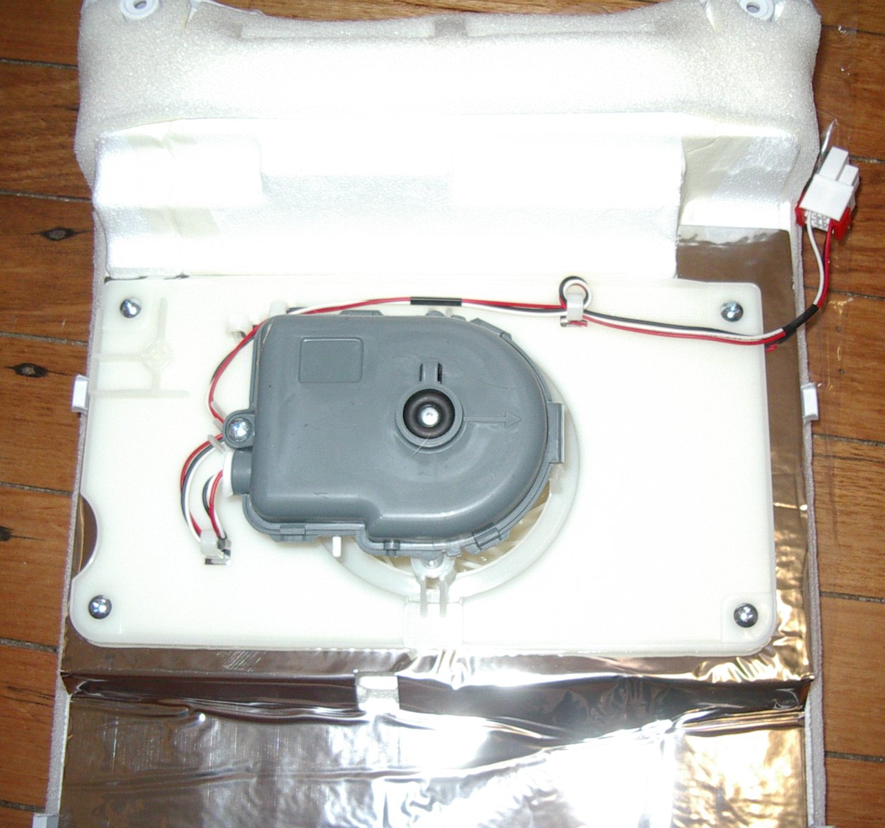 Samsung Low Voltage Evaporator Fan Motor and Control Panel - Part Number DA97 - 05052G for SRS607HDSS and Other Compatible Fridges