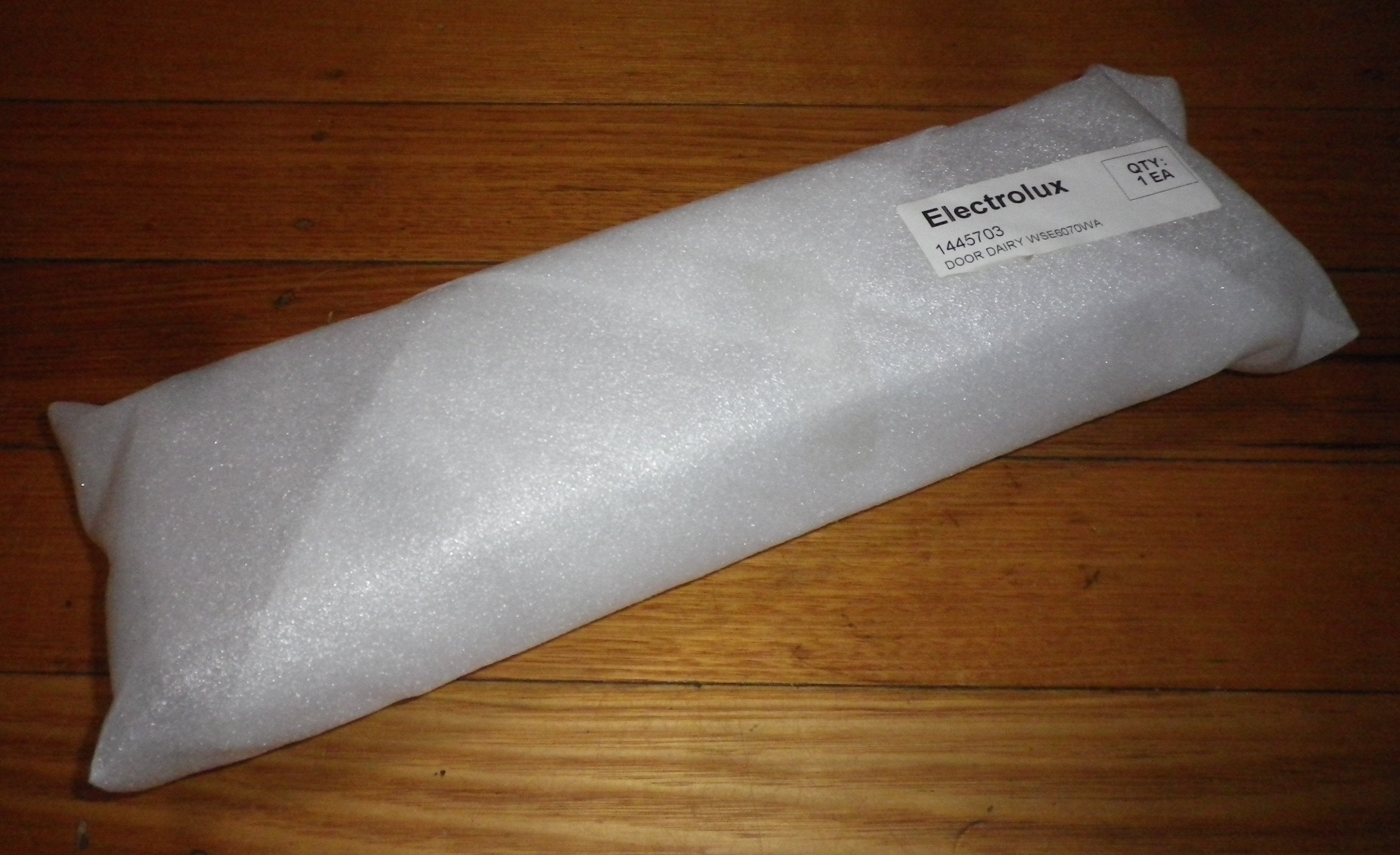 Westinghouse WSE6000 & Electrolux ERE6100 Fridge Dairy Cover Part #50291893001