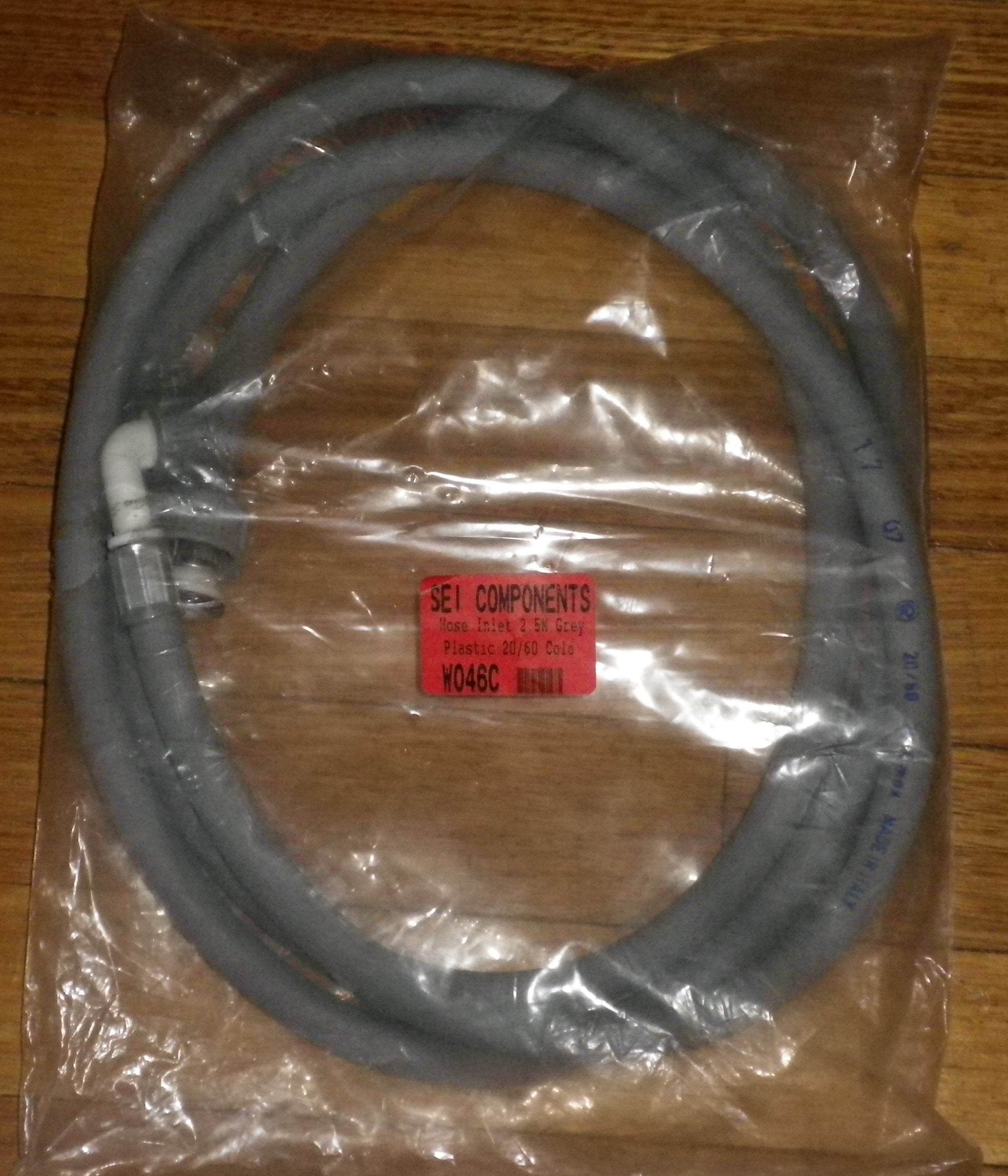 Universal Cold Water Inlet Hose for Washing Machines - 2.5 Meter Dual - Ended Hose, Part # W046C