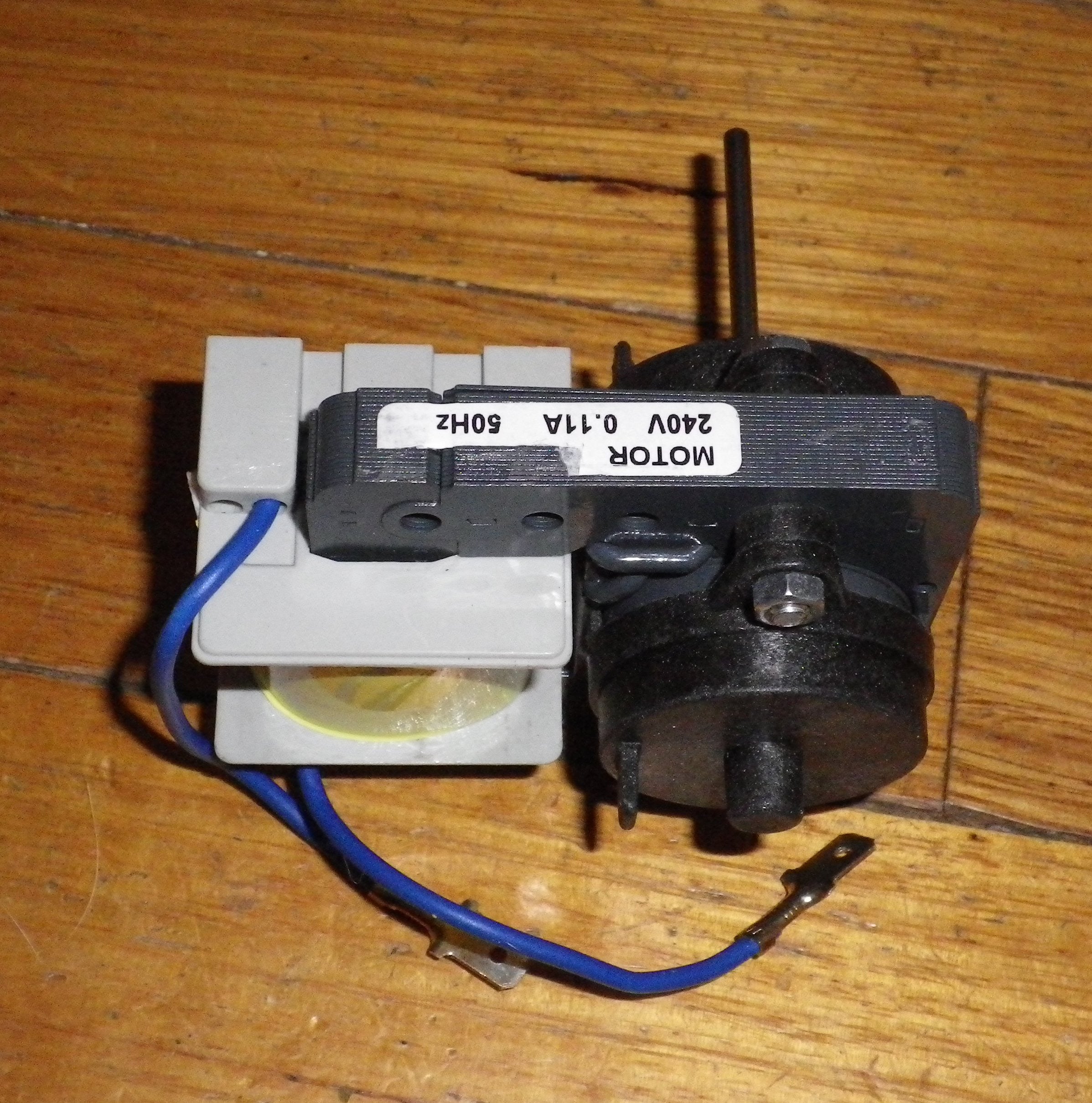 Universal Reversible Evaporator Fan Motor for Frost-Free Refrigerators - Part Number RF039-1