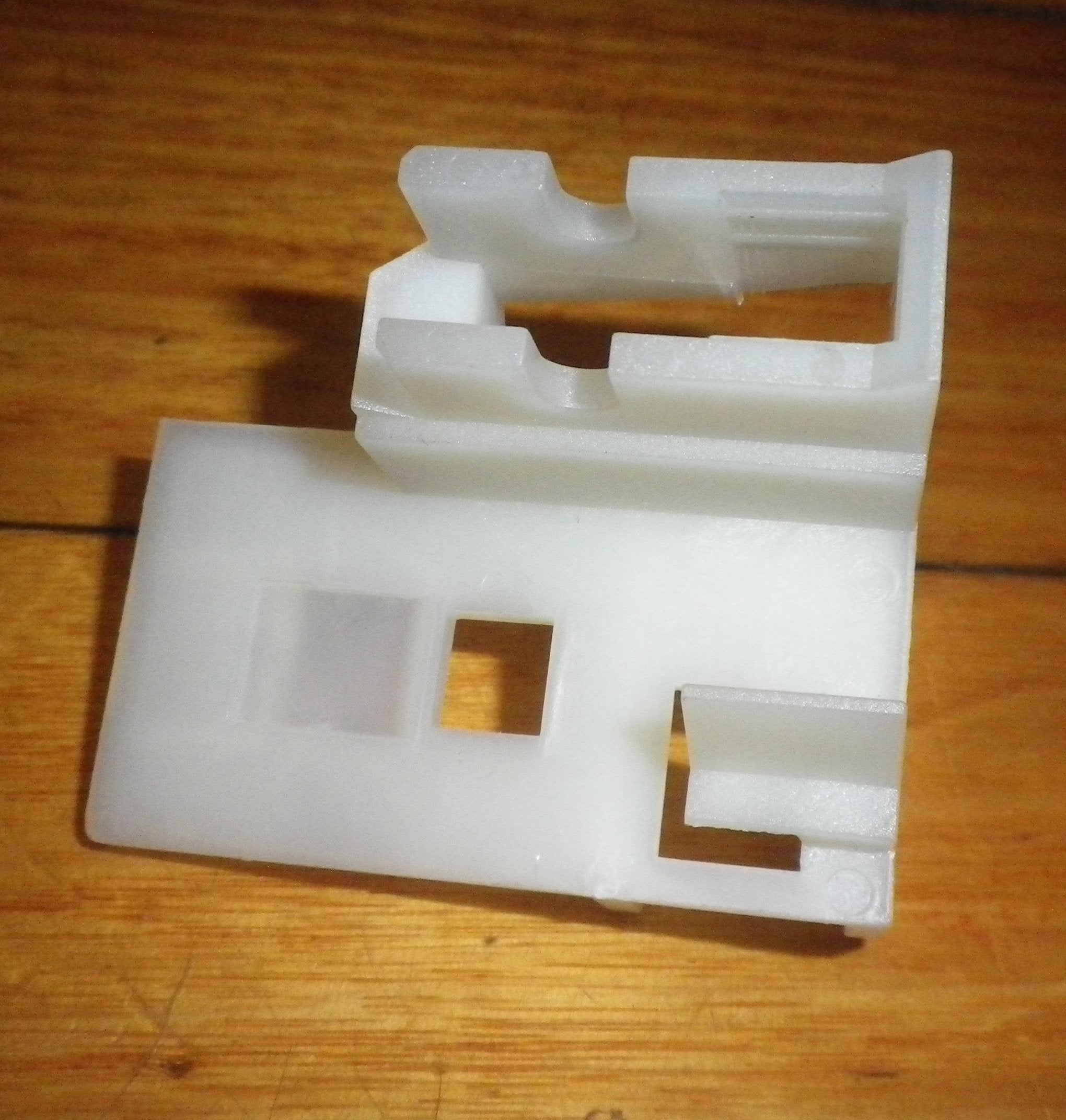 Fisher & Paykel Dishwasher Right - Hand Drawer Latch Assembly for DD601, DD602 Models - Genuine Part # FP525792