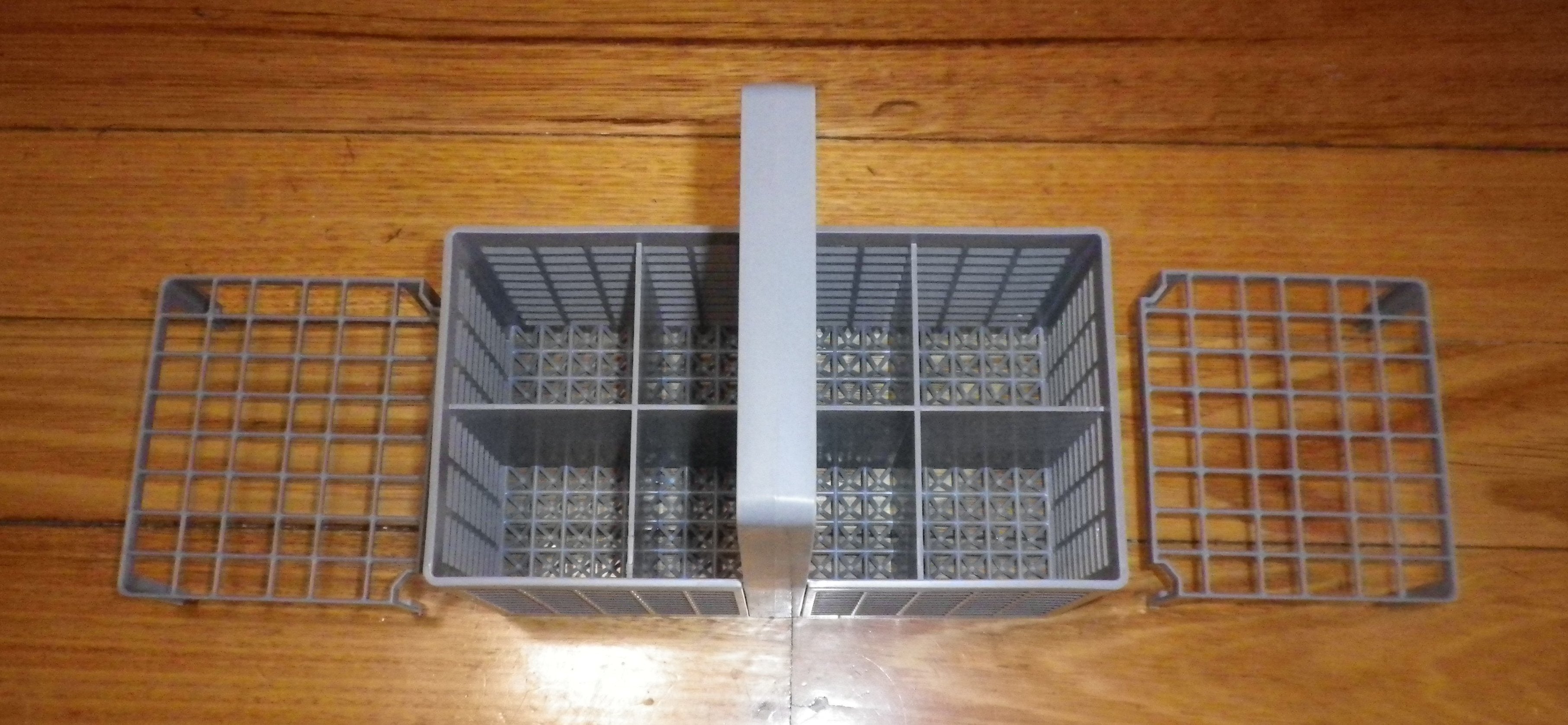Fisher & Paykel DWFC Series Dishwasher Cutlery Basket Replacement Part - Part Number H0120802868B