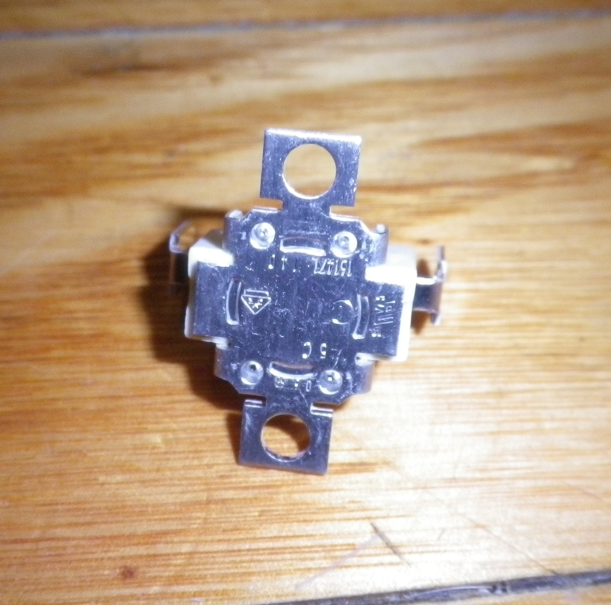 AEG 16A 145°C Normally Closed Klixon Safety Thermal Cutout - Part #140018026058