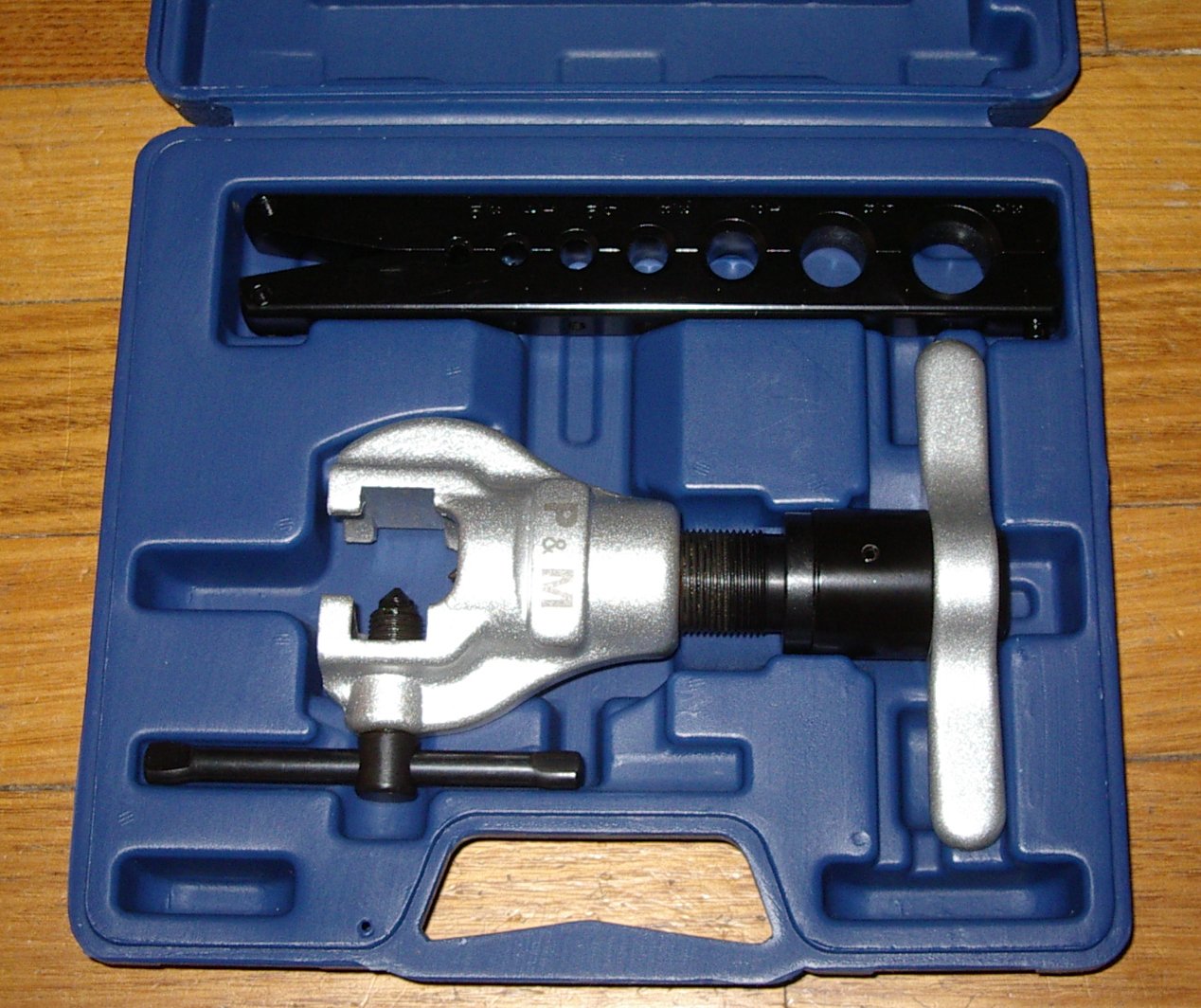 PM Ratchet Type Refrigeration Copper Tube Flaring Tool - CH-810A