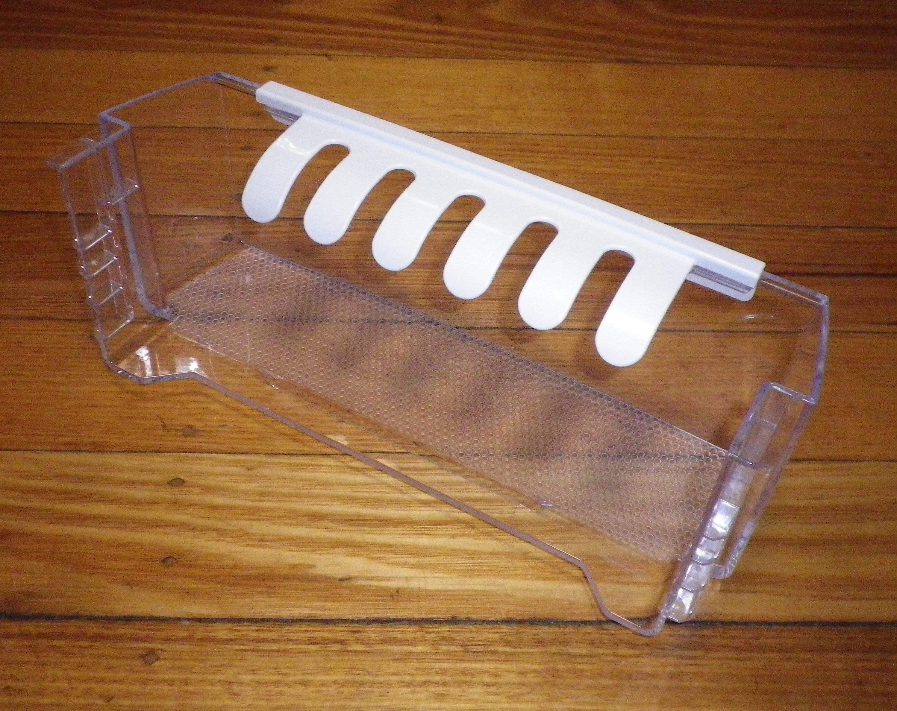 Westinghouse WQE Deep Fridge Door Shelf with Fingers - Part 140049535036