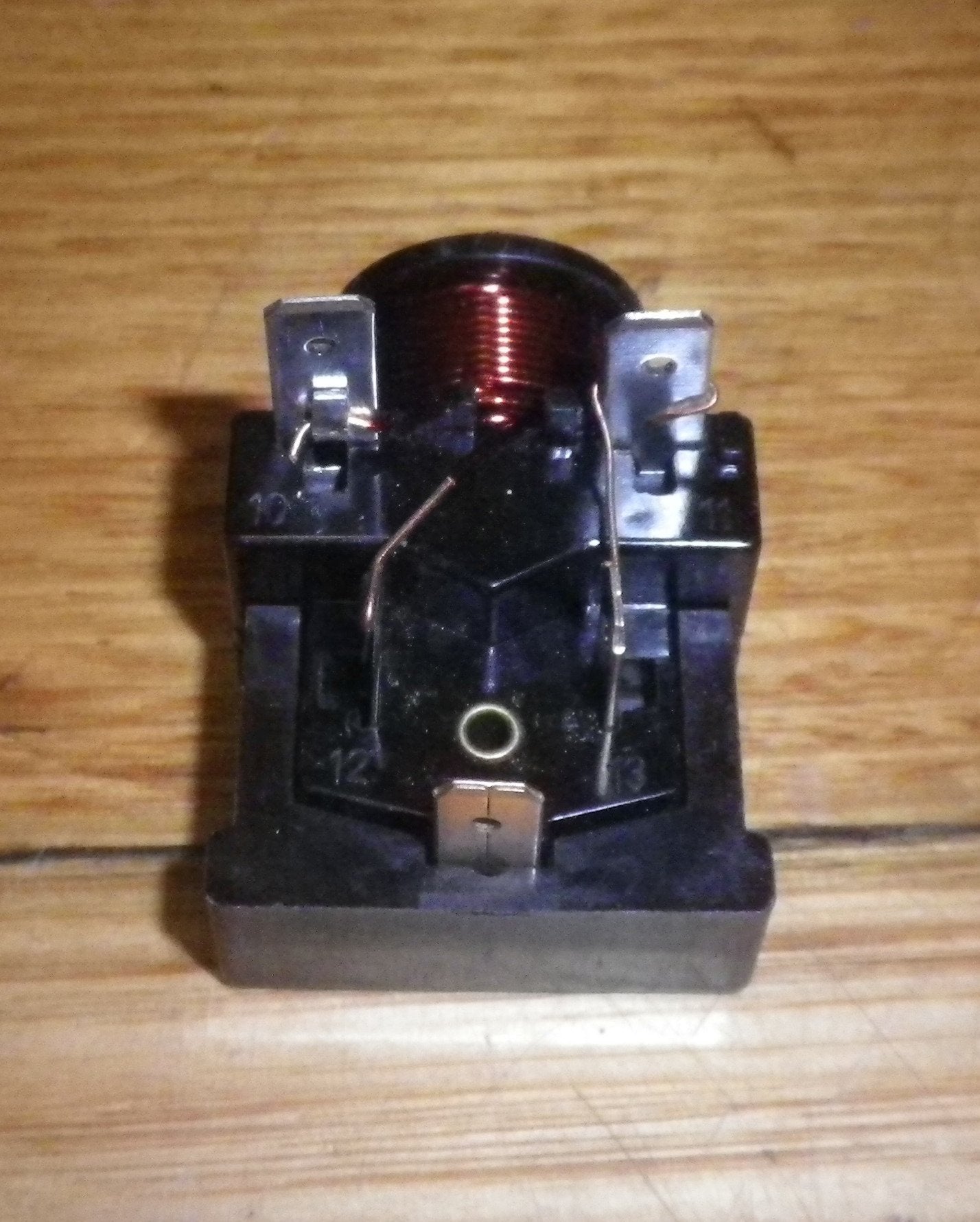 1/4HP 220VAC Compatible Start Relay for Danfoss Fridge Compressors - Part # RF924
