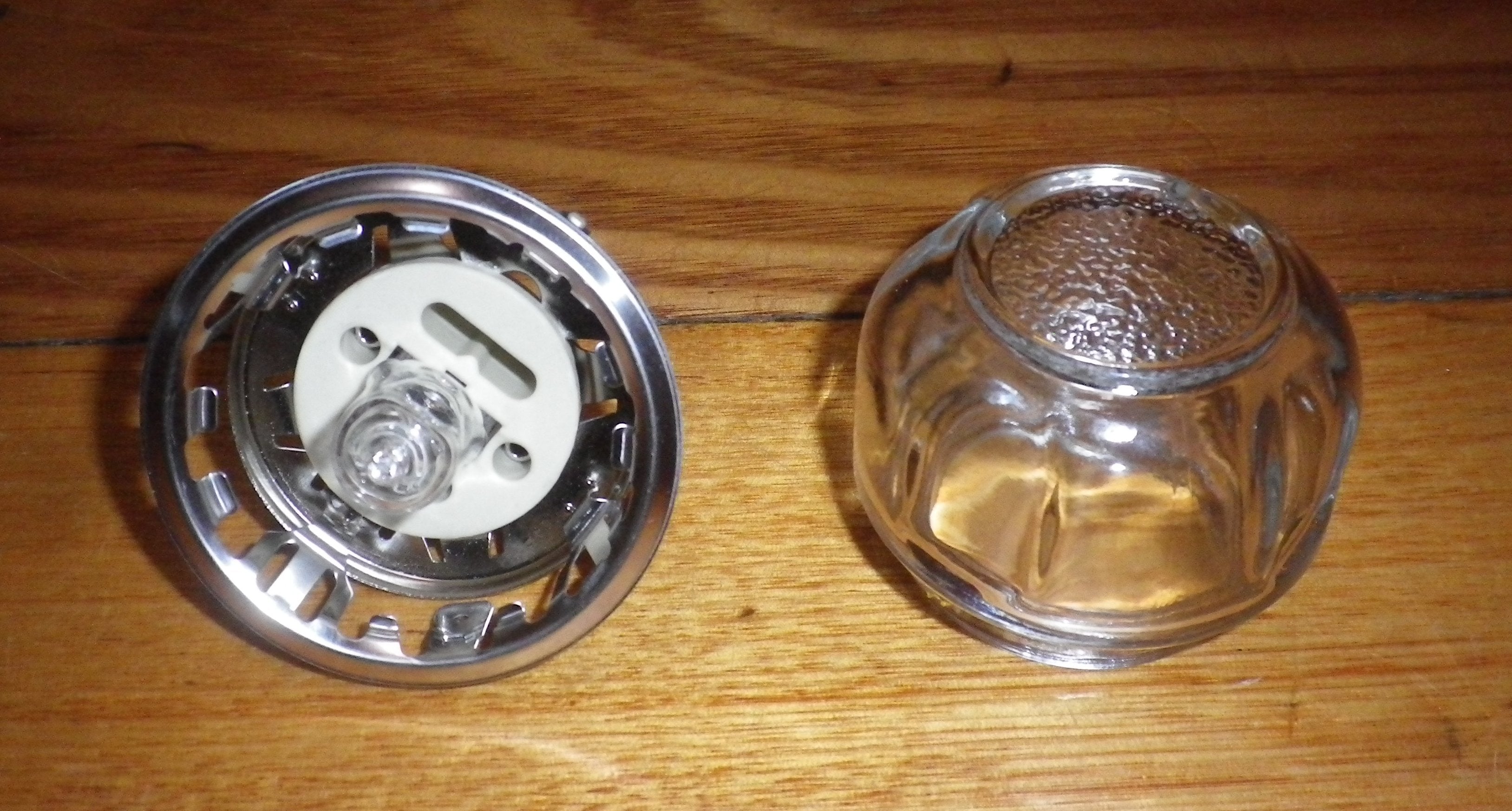 Chef, Simpson, Westinghouse Oven Lighting Solution - G9 Oven Lampholder with 25W Halogen Globe - Part Number 3879376931