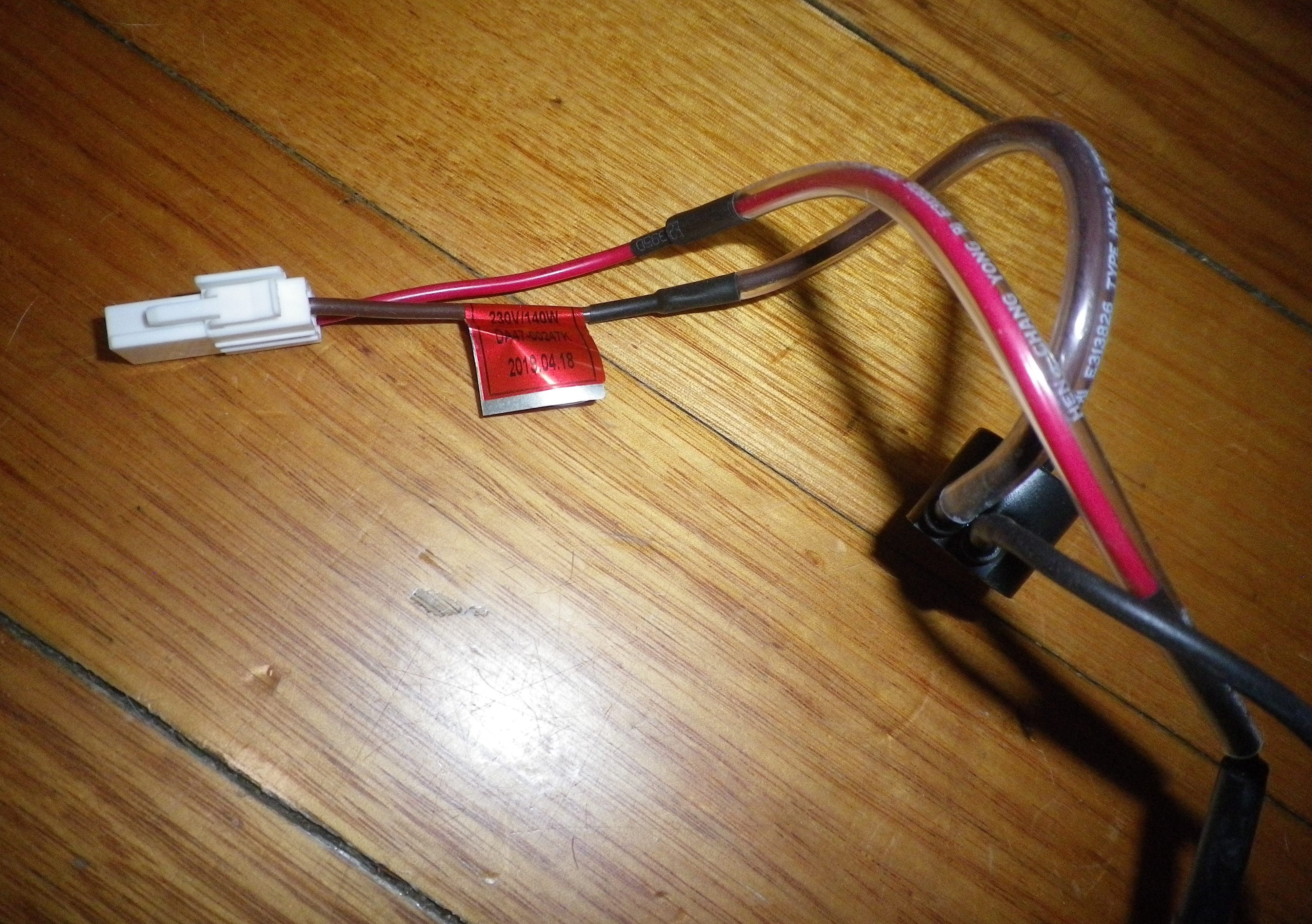 155Watt Defrost Heater Element Compatible with Samsung - Part # RFS916, Substitute for DA47 - 00247A, DA47 - 00247C, DA47 - 00247K
