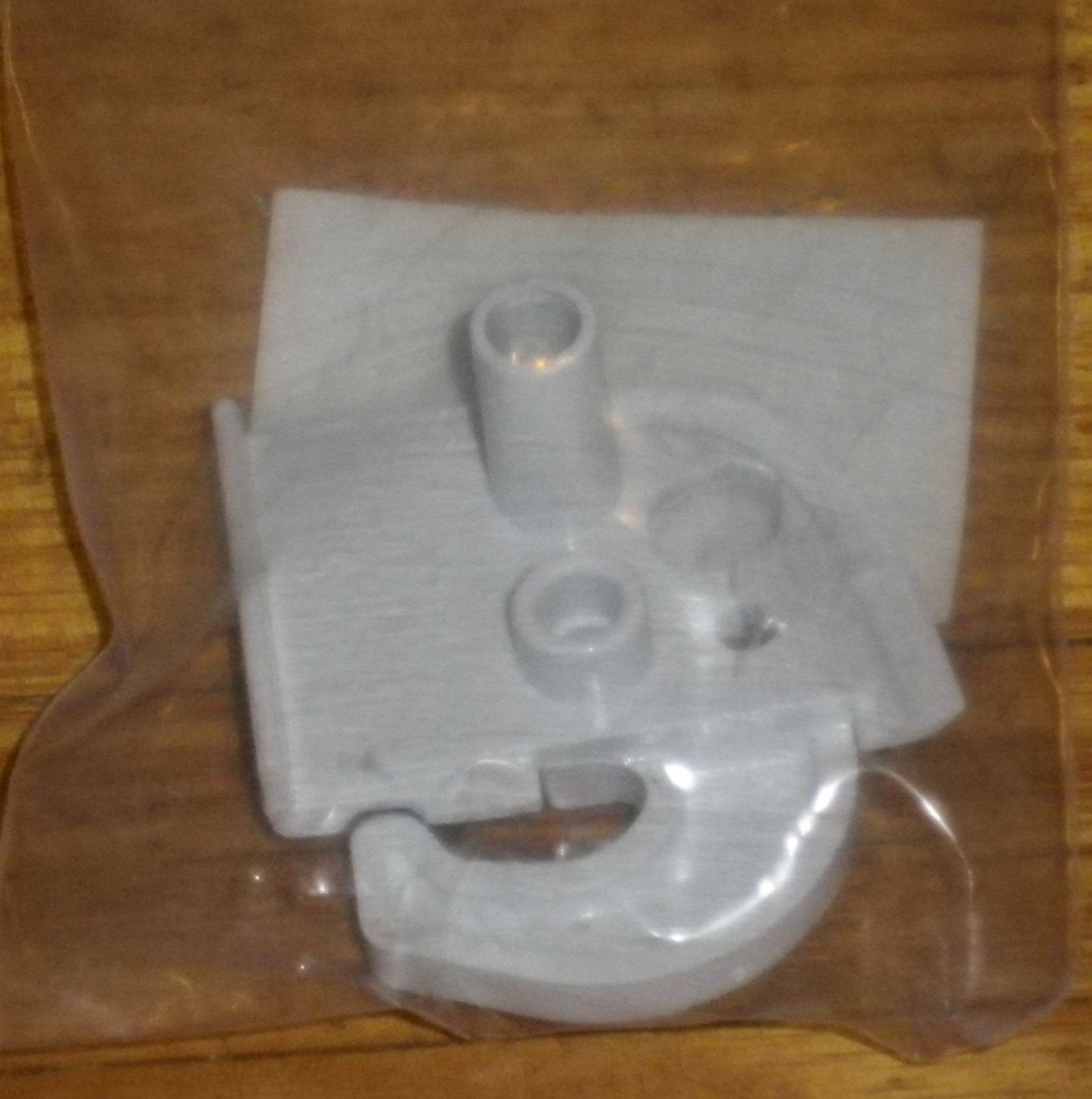 Fisher & Paykel White Refrigerator Right-Hand Door Closing Hook Stop Replacement Part # FP842237