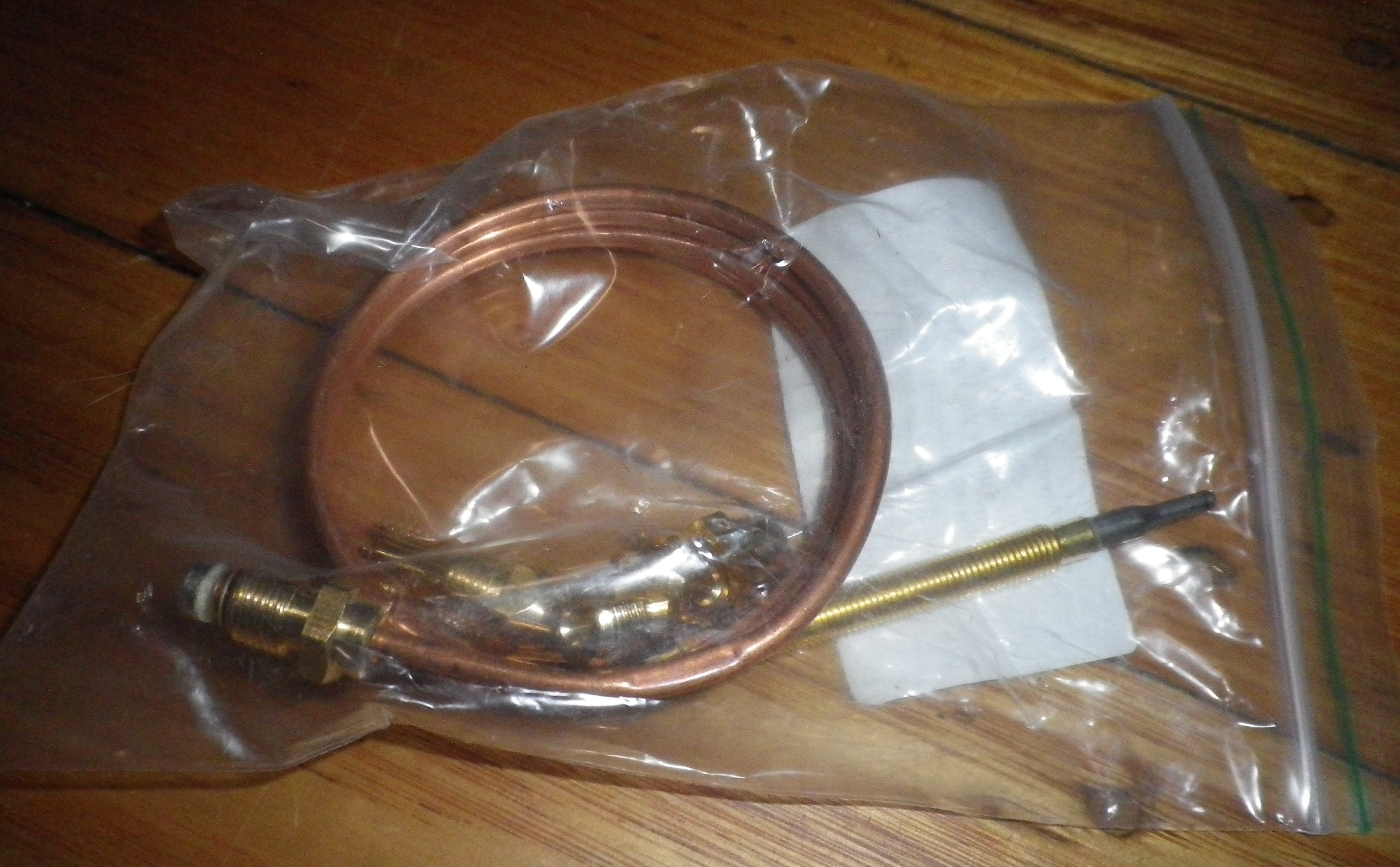 900mm Universal Threaded Gas Hot Water Thermocouple with Nuts - Part # SE231