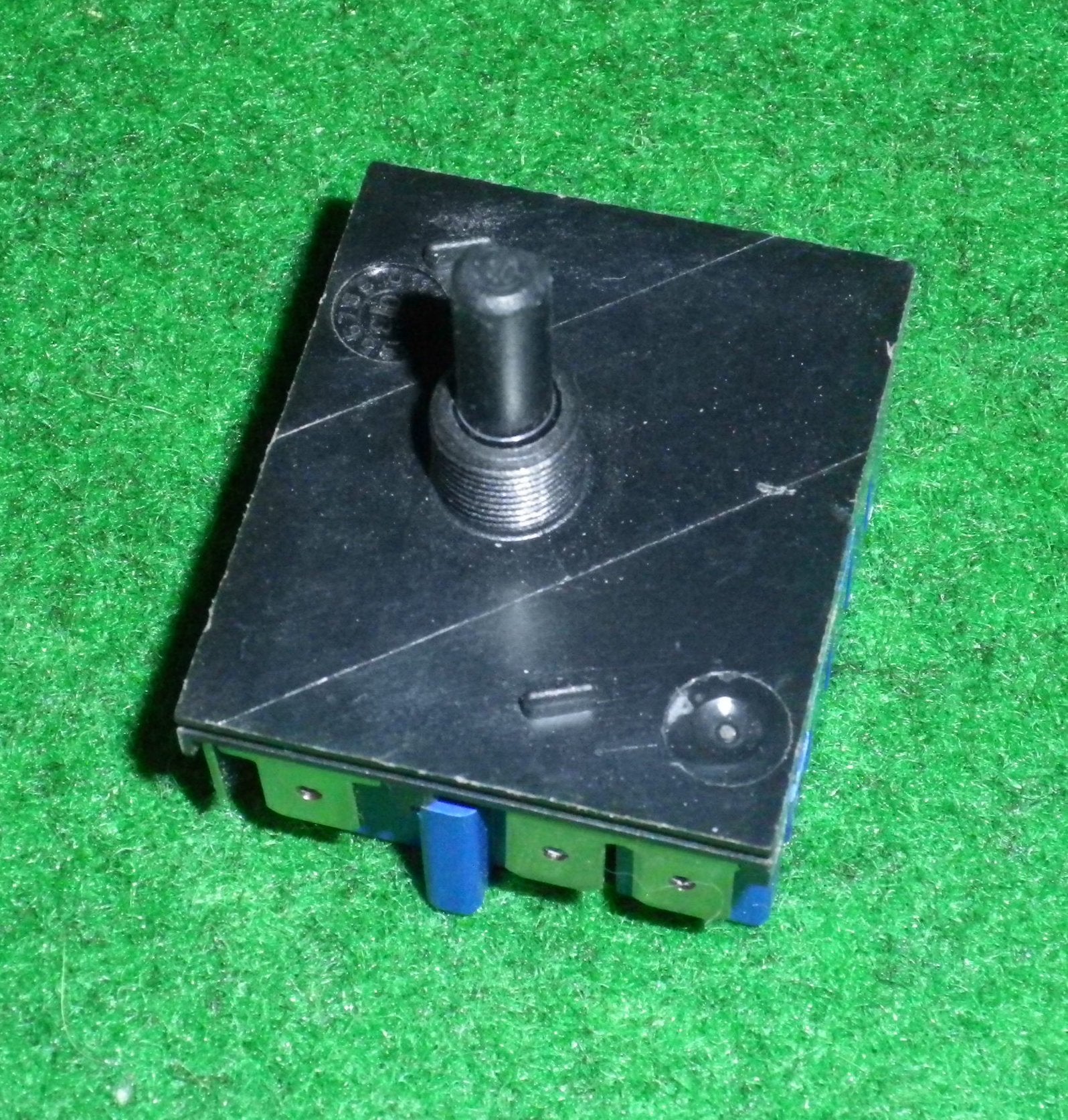 Fisher & Paykel Dual Hotplate Simmerstat Control Device - Model MDP-110-FPM, Part Number FP532009P