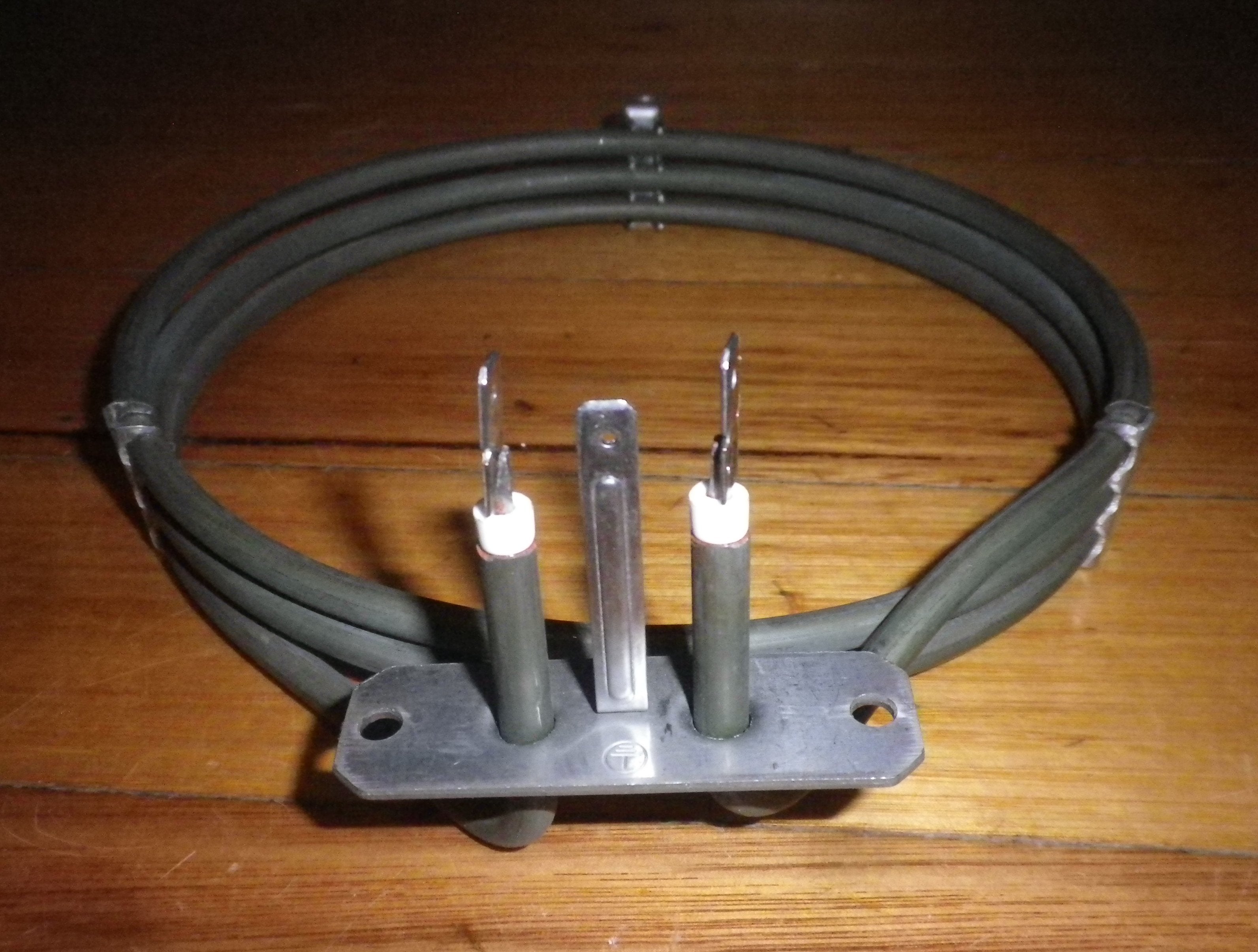 1550W Triple Loop Fan Forced Oven Element Compatible with Technika - Part SE290