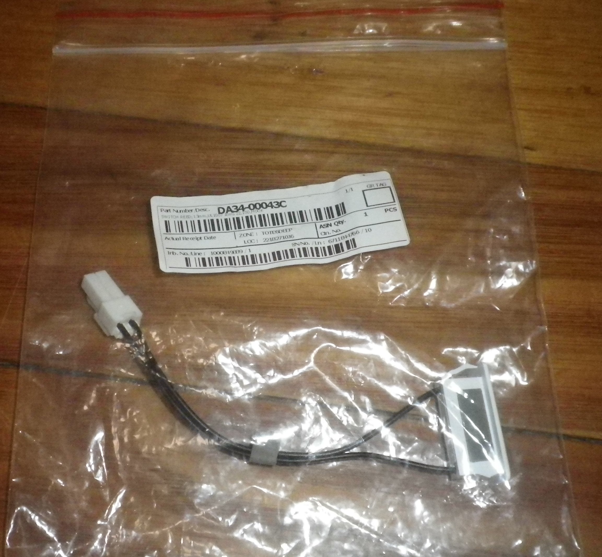 Samsung Refrigerator Door Reed Switch for Light and Fan Function - Part Number DA34 - 00043C (Also Compatible with DA34 - 00043H)