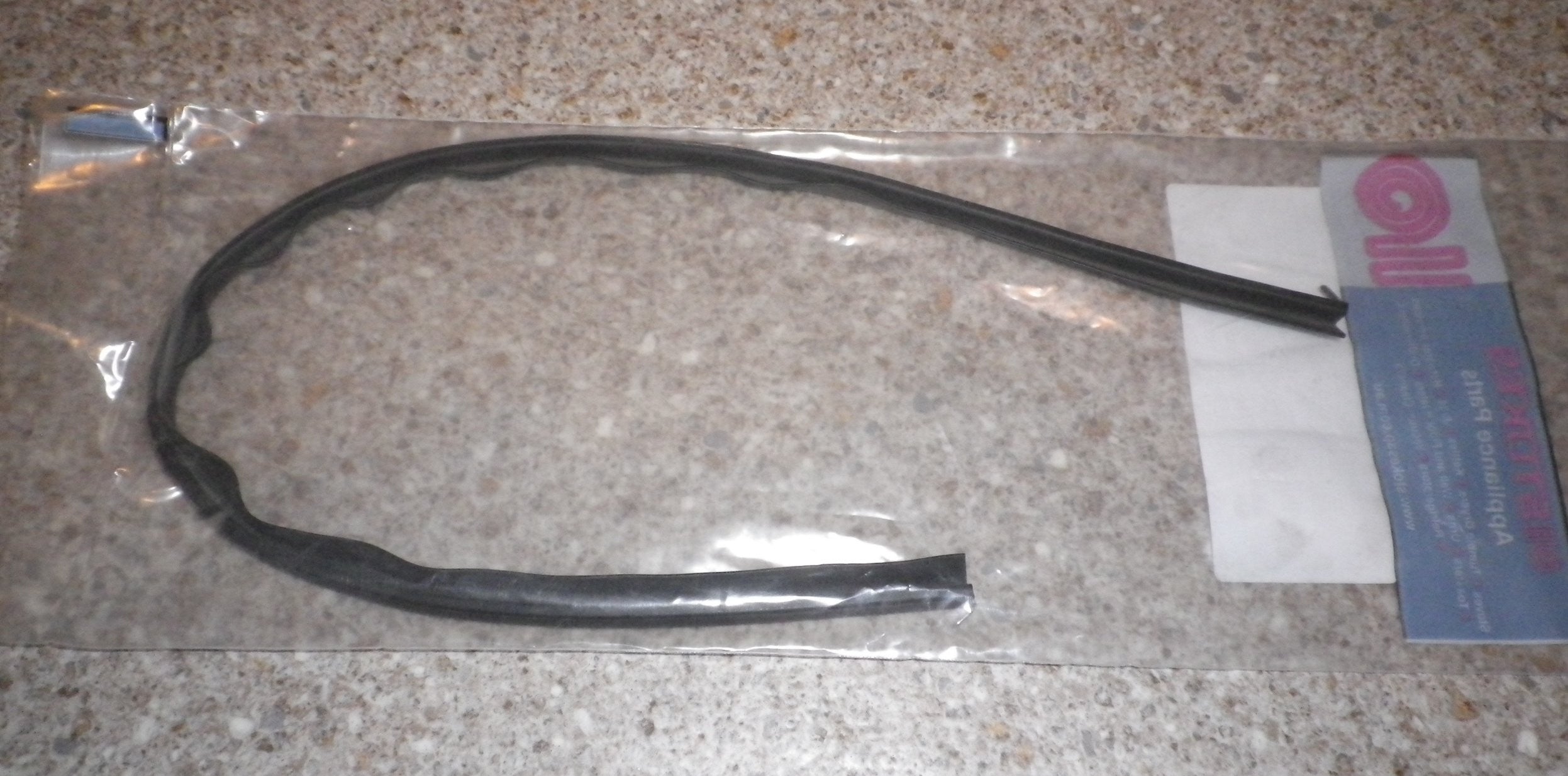 Affordable Single - Side Oven Door Seal in the Range of 20 Inches to 22 Inches (508mm to 559mm) - Part Number 3140806