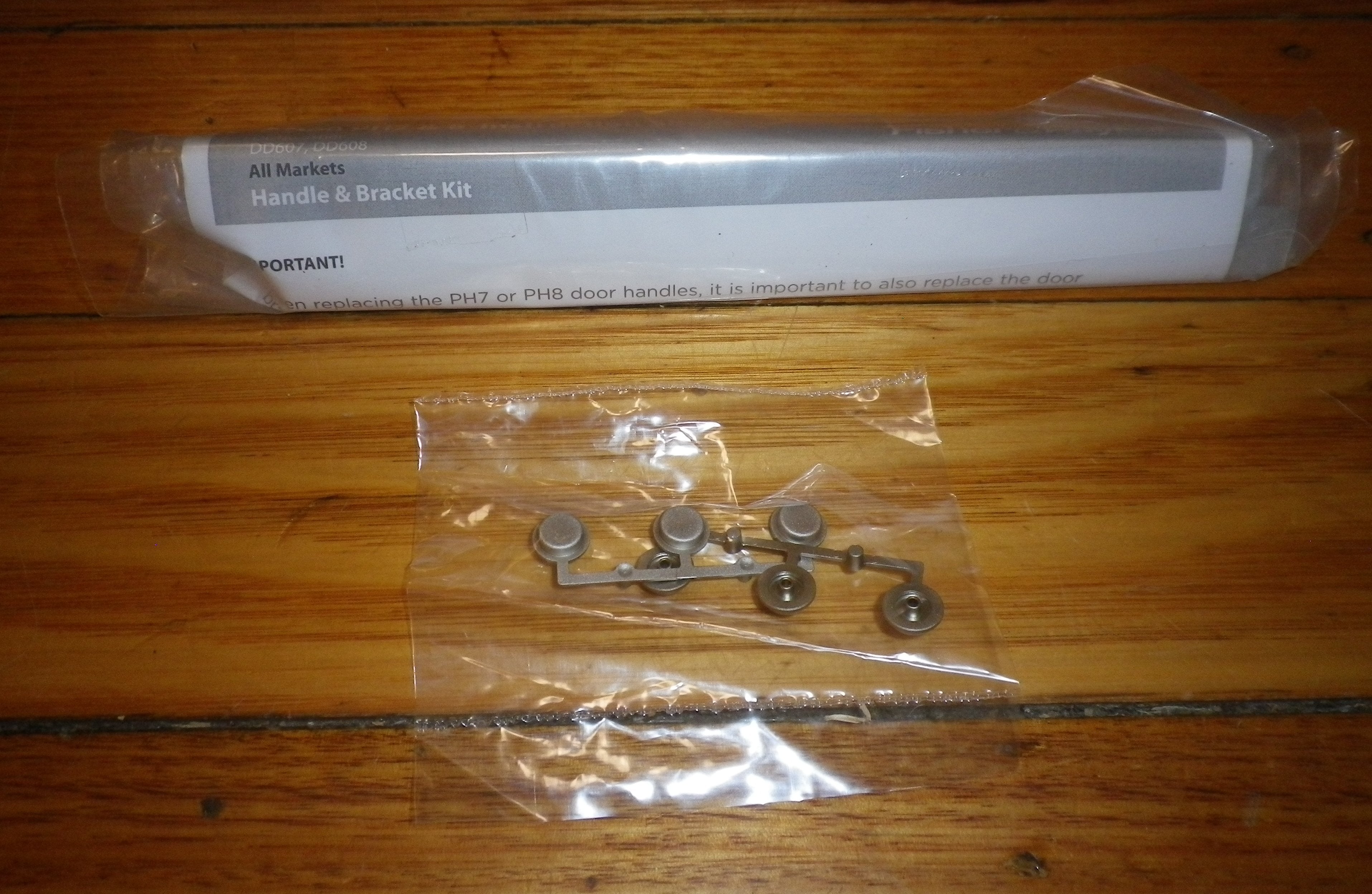 Fisher & Paykel DD60 Ph7 V2 Stainless Steel Double Dishdrawer Handle Kit - FP512484P