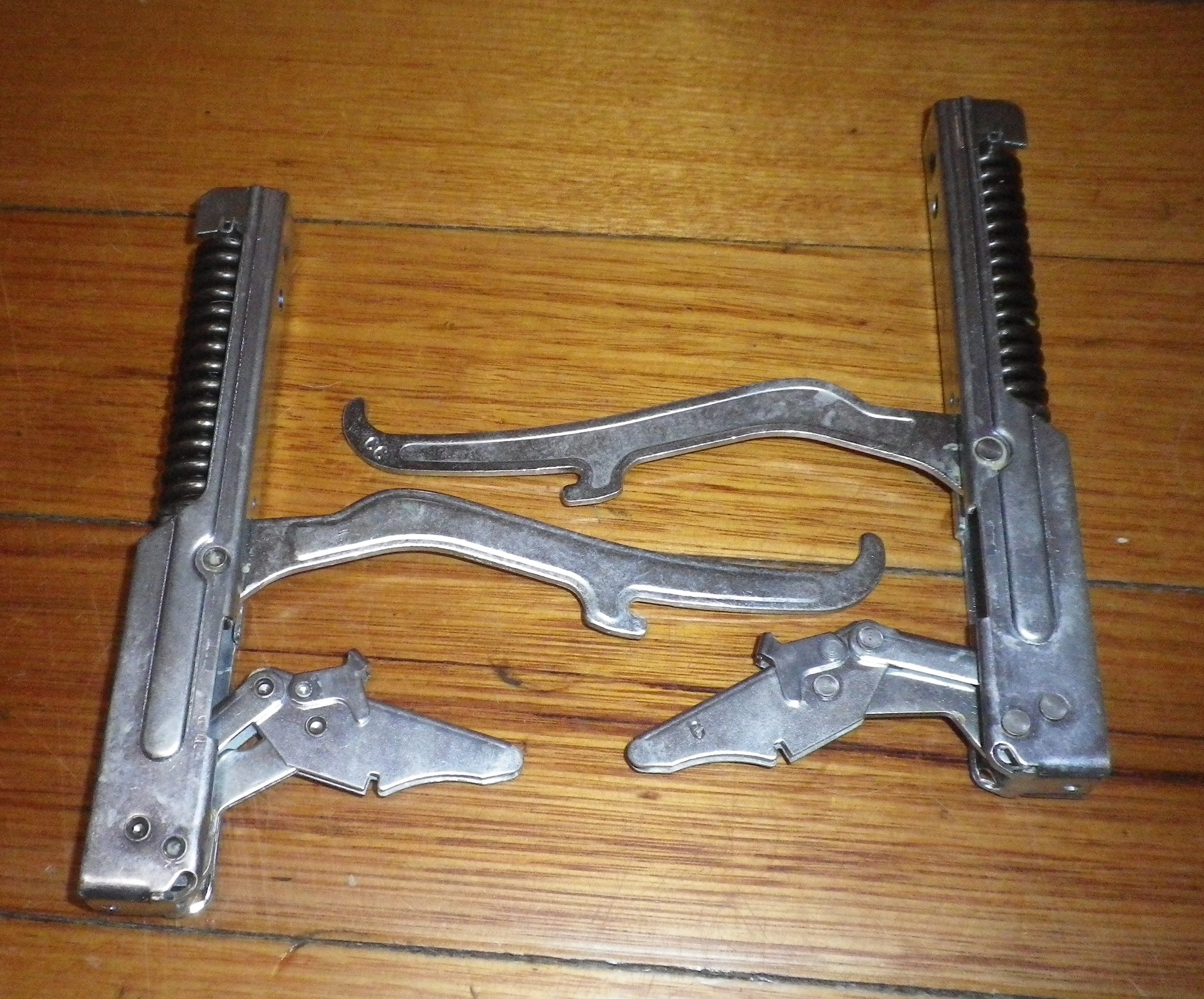 Fisher & Paykel BI603 Series Oven Door Hinge Set - Part 542364P