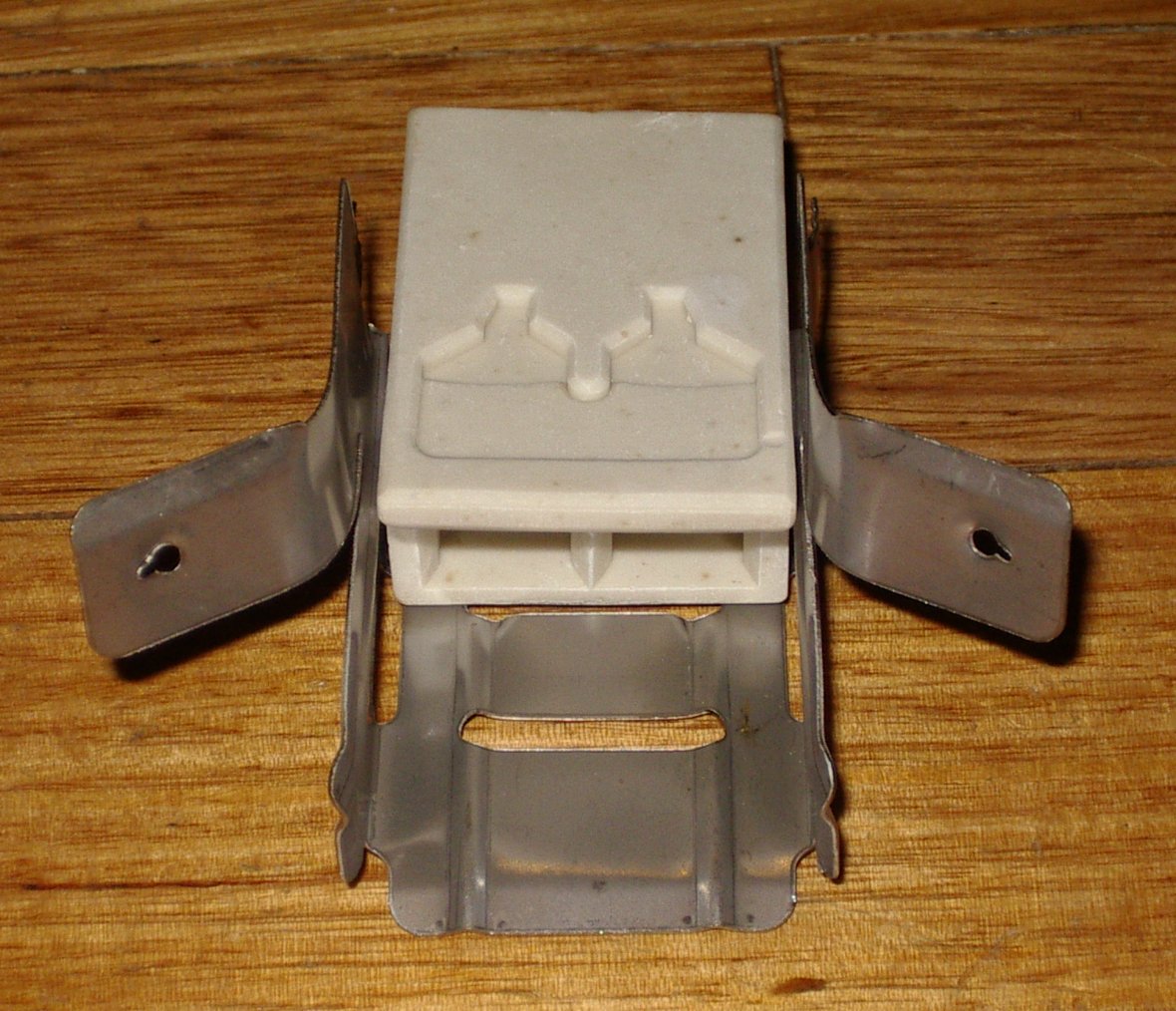 High - Quality Chef, Simpson Hotplate Receptacle Socket - Part Number 1801 - 20 for Appliance Parts