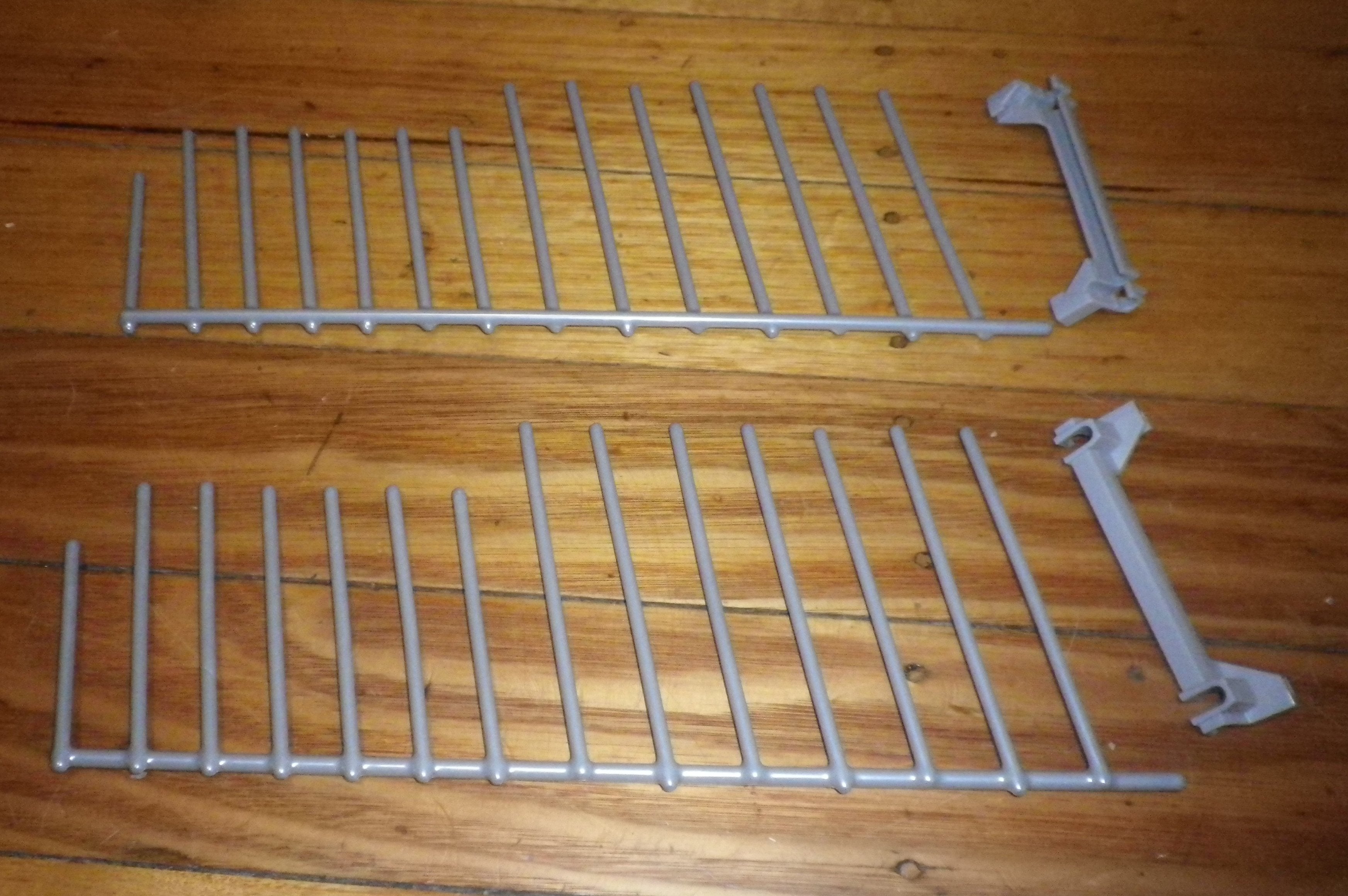 Fisher & Paykel Phase 7 DishDrawer Dishwasher Tray Tines and Clips (Part # FP512818)