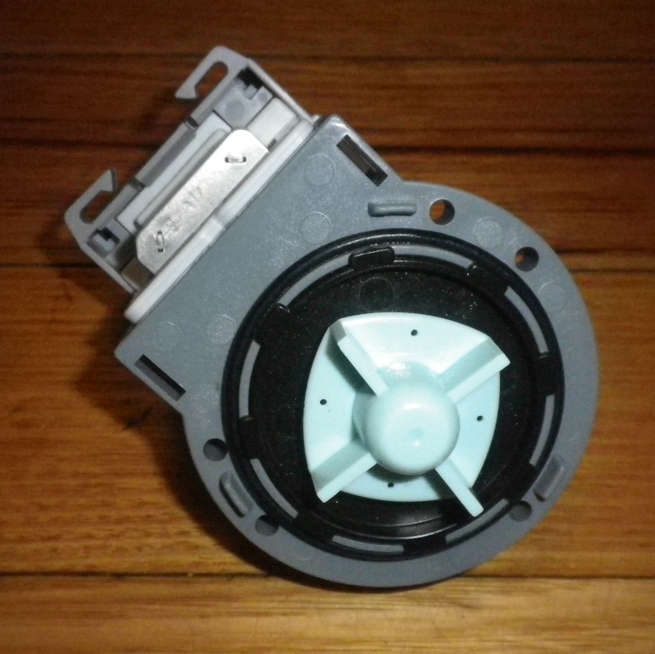 Genuine Samsung Top Loader Electric Pump Motor - Part # DC31 - 00181A