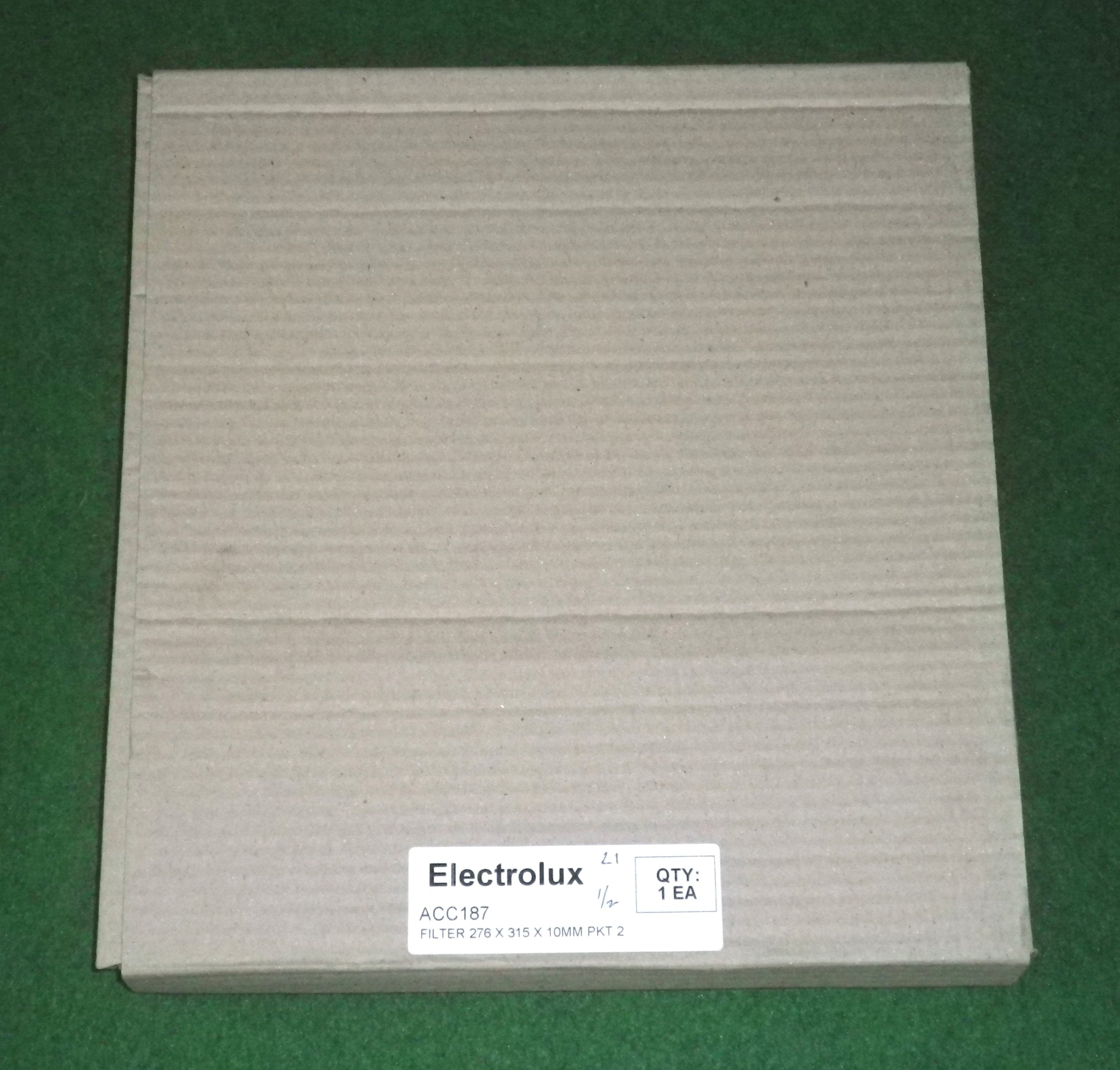 Westinghouse WRJ600 Series 2-Pack Aluminium Rangehood Filters, 276mm x 315mm - ACC187