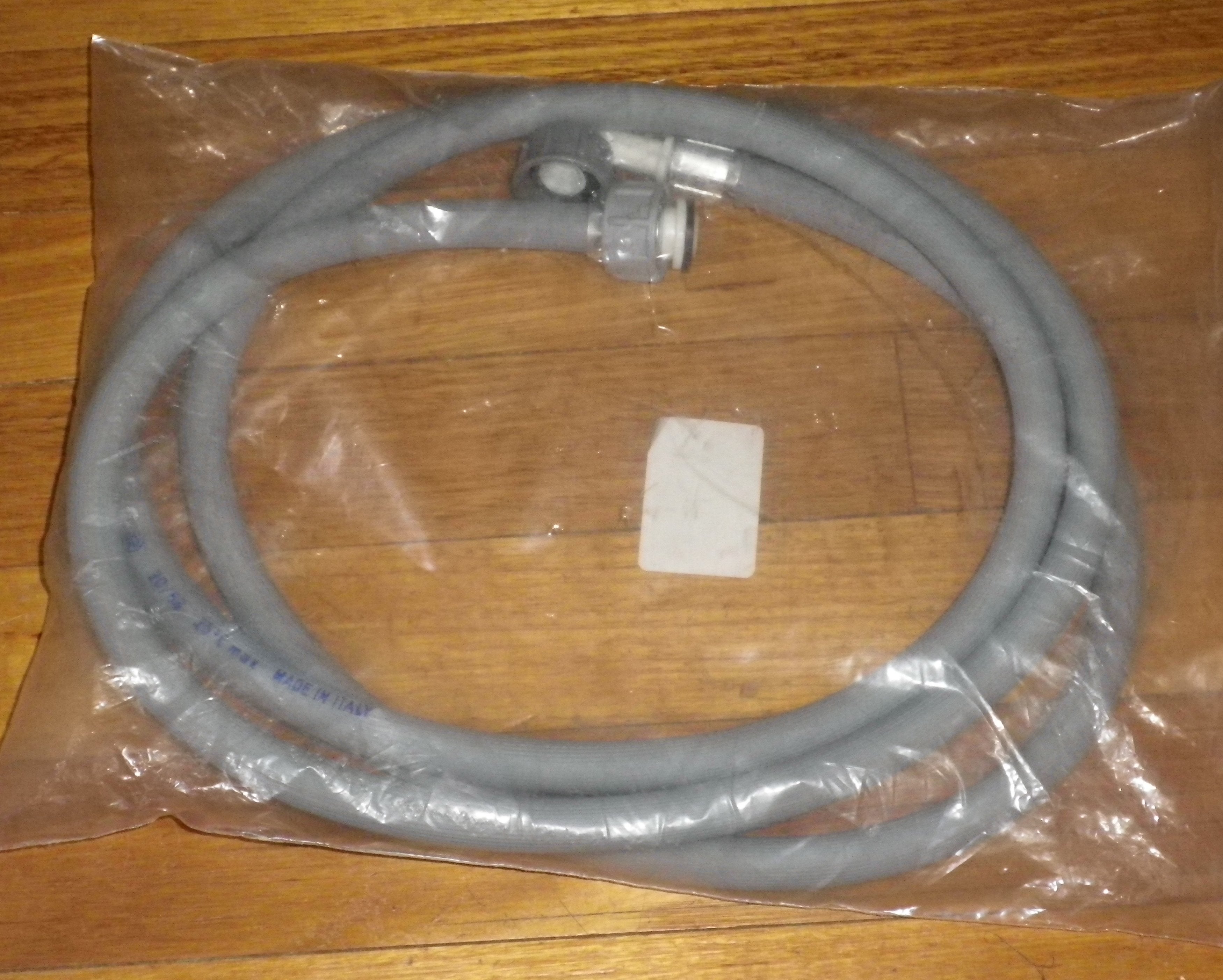 Universal Cold Water Inlet Hose for Washing Machines - 2.5 Meter Dual - Ended Hose, Part # W046C