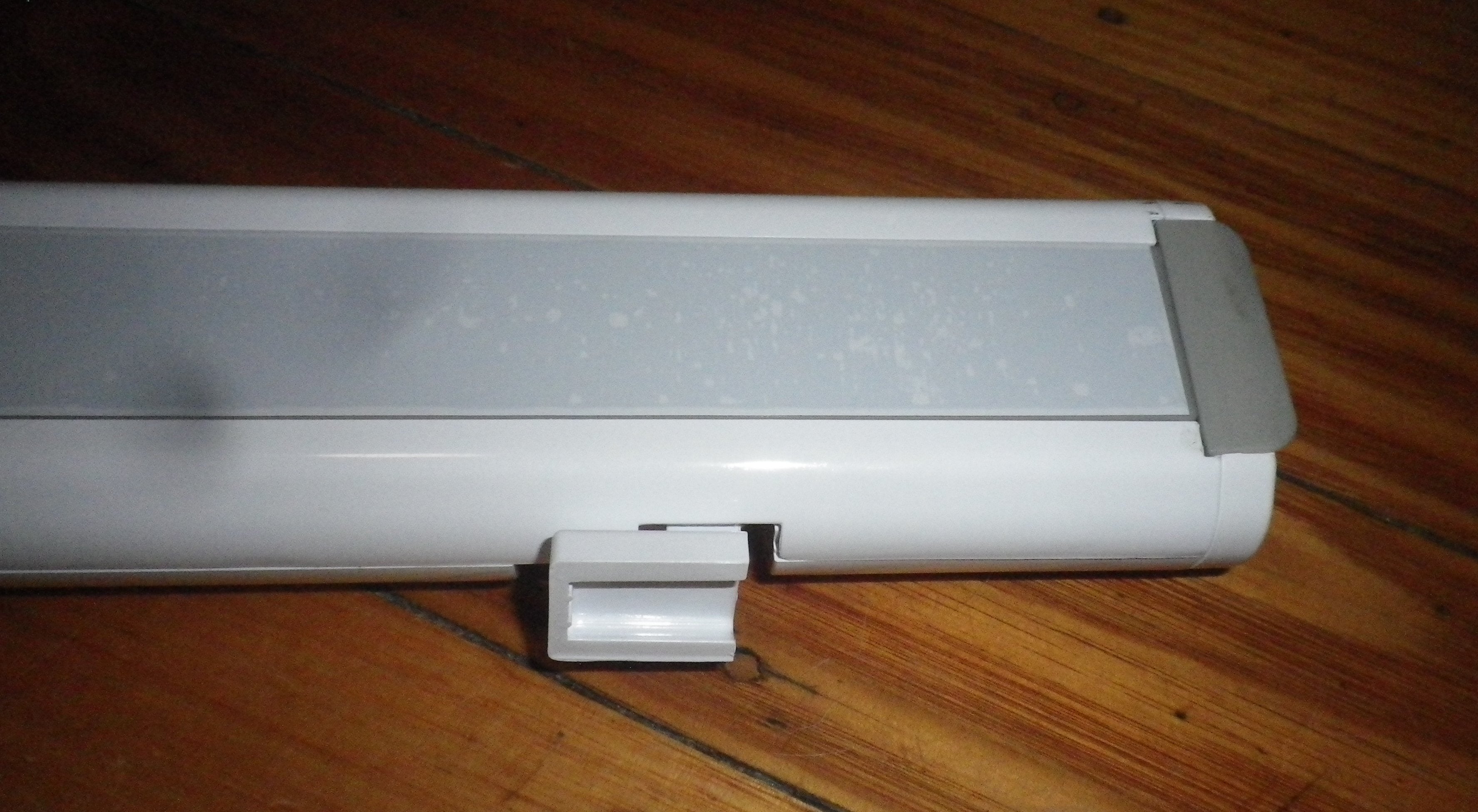 Samsung SRF719DLS French Door Refrigerator Centre Closing Bar Replacement Part # DA97-17722P