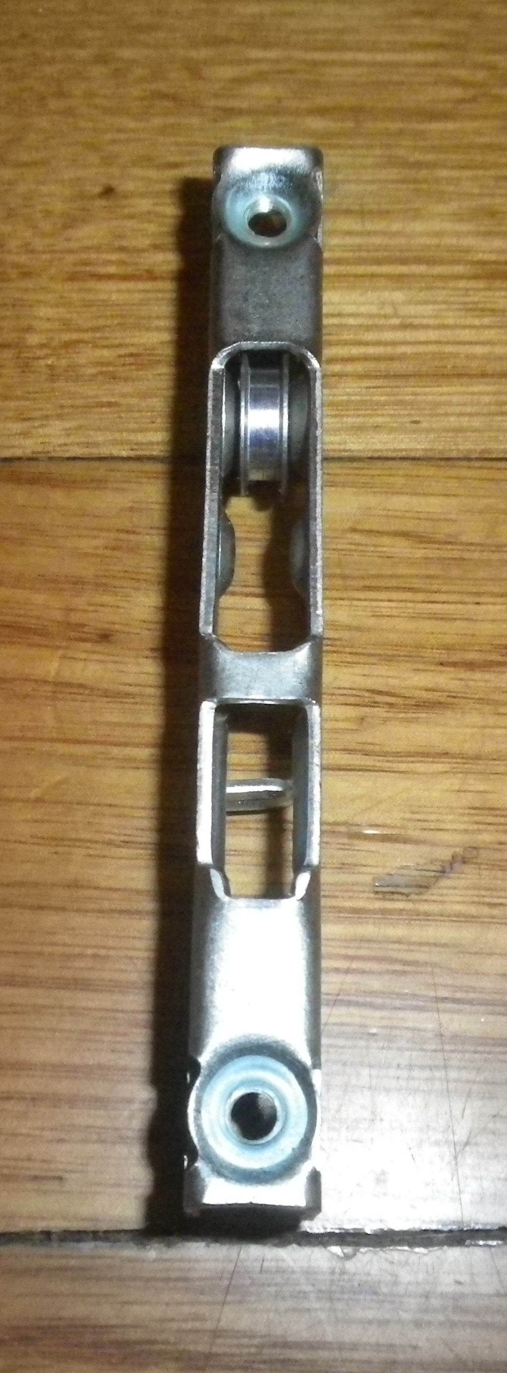 Ariston and Whirlpool Compatible Oven Door Hinge Support Bracket Assembly - Replacement Part Numbers A049938, 481941758056