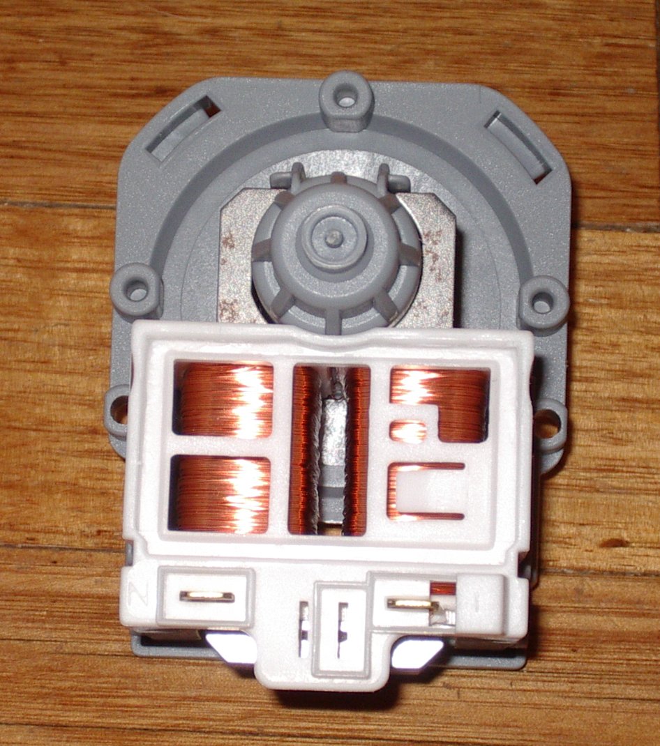 Universal Askoll Twist-On Magnetic Washing Machine and Dishwasher Pump Motor Body - Part Number UNI205