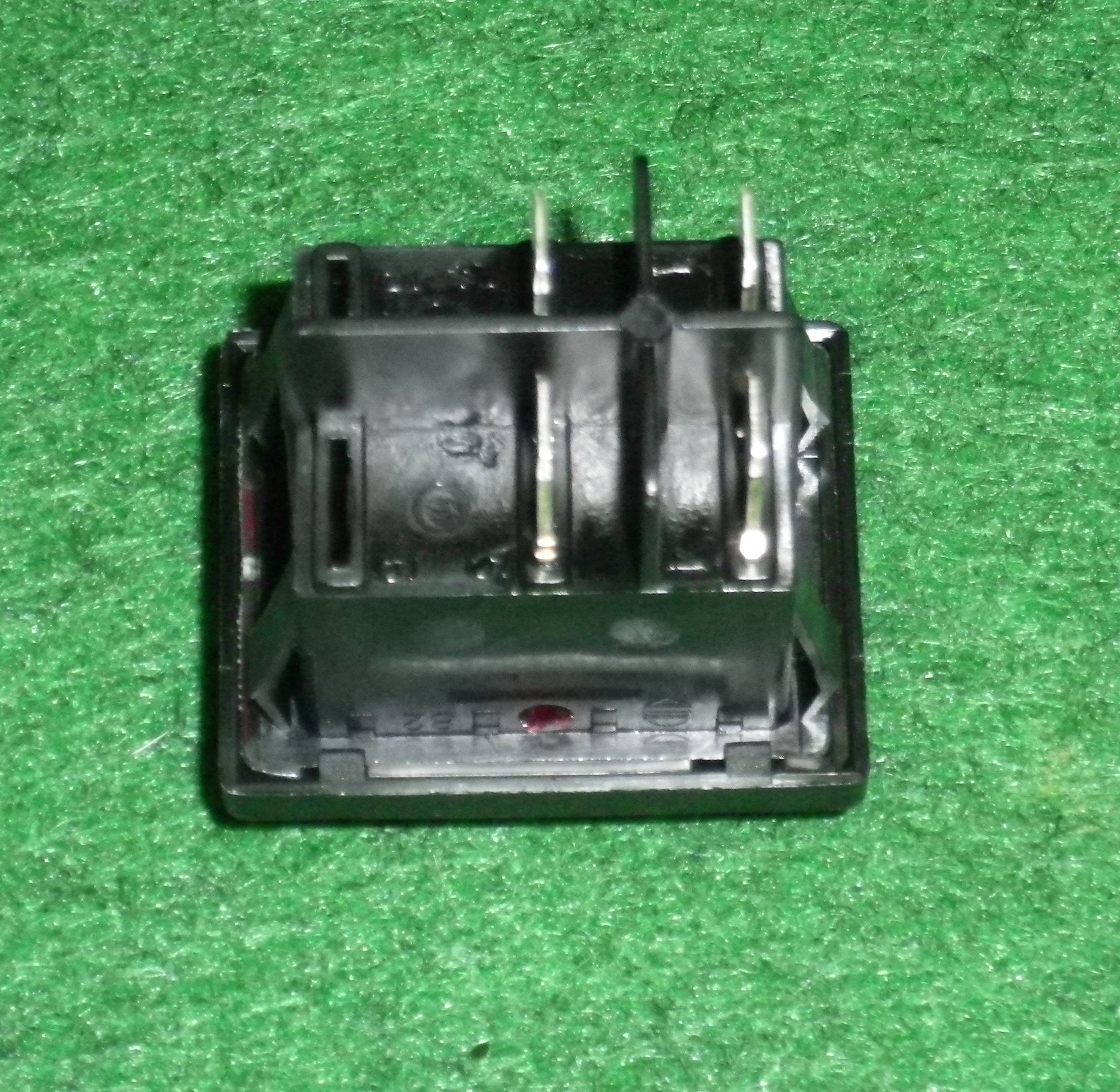 Cleanstar AS5 Illuminated Double Pole Single Throw (DPST) Mains Rocker Switch with Splash Cover - Part Number GH2506232 for Appliance Use