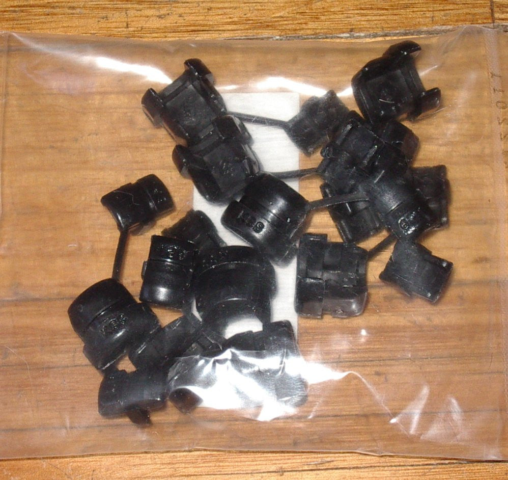 Pack of 10 Cable Grip Grommets (Part No. SRC610) Suitable for 7.4mm - 8.2mm Cables