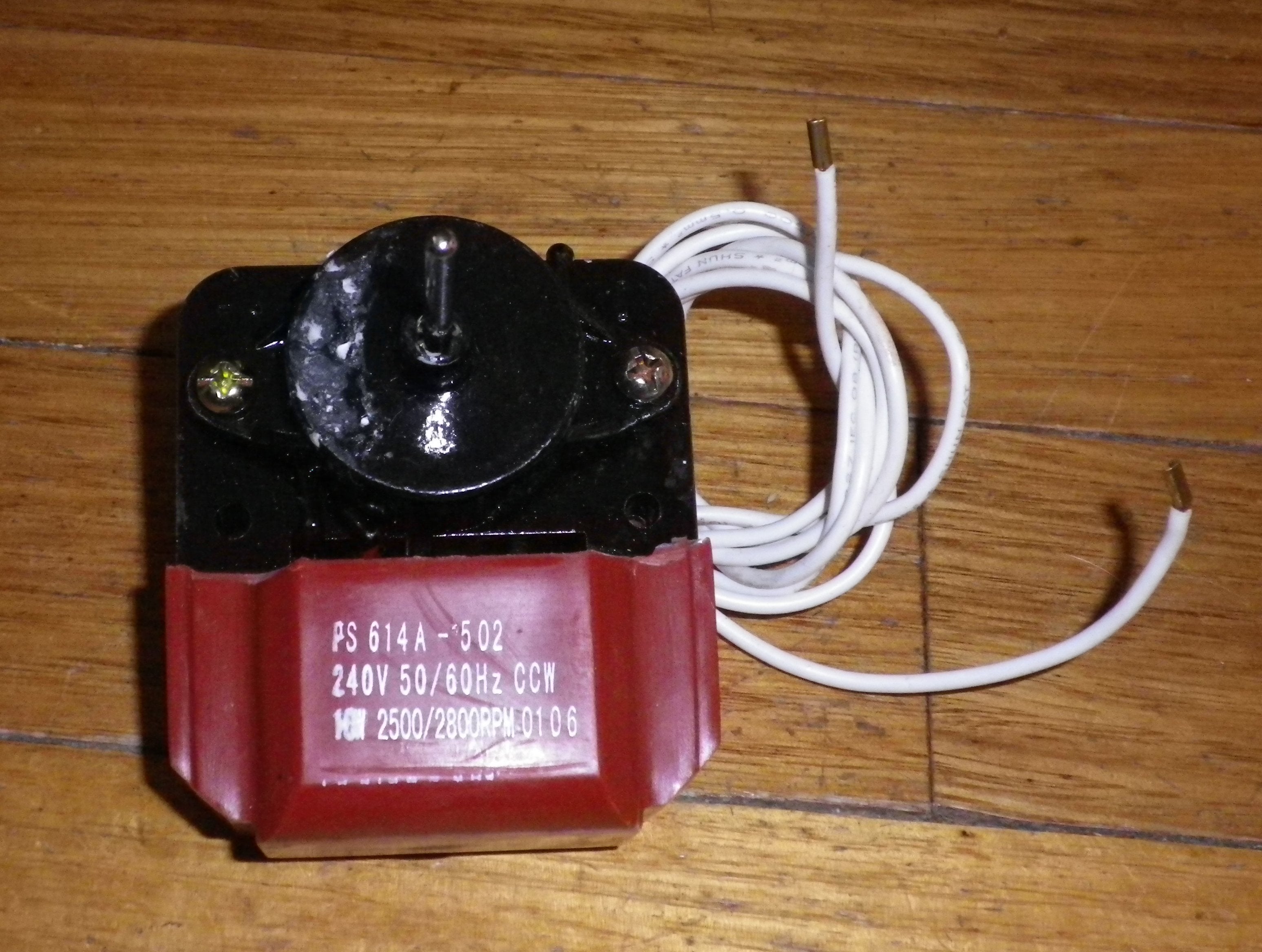 Universal Reversible Small Evaporator Fan Motor - Part # RF039DD, PS614A-502