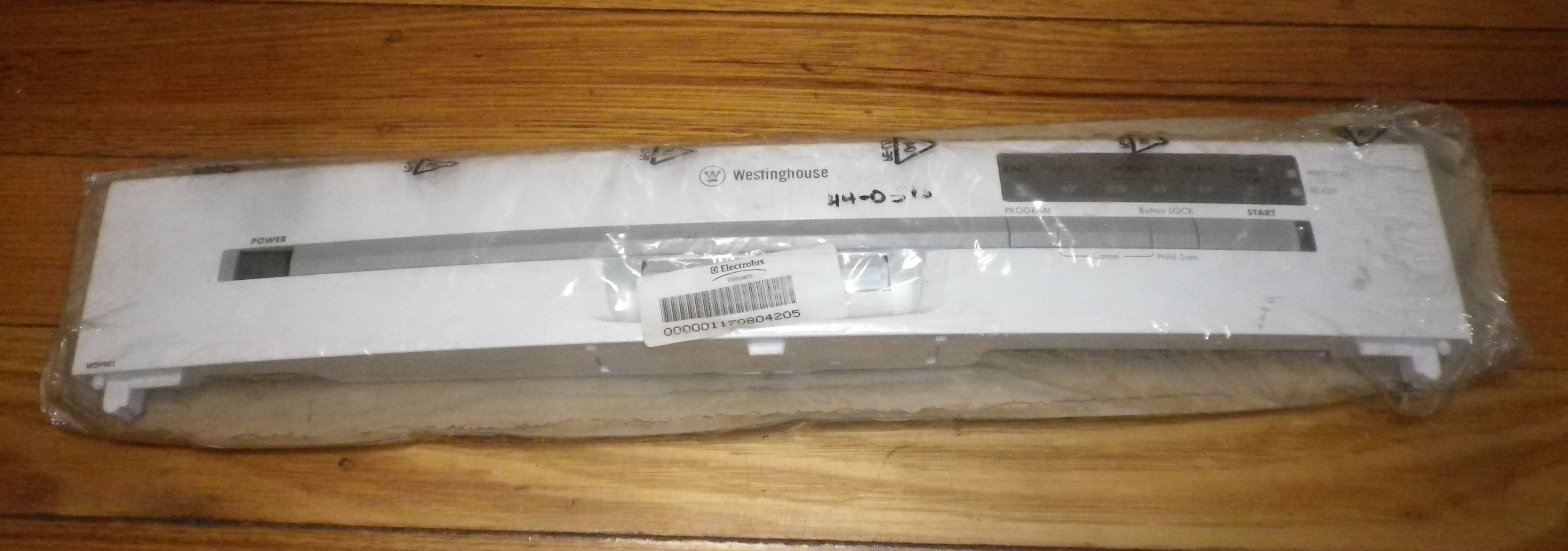 Westinghouse WDF901WA White Electronic Dishwasher Control Panel - Part # 1170804205