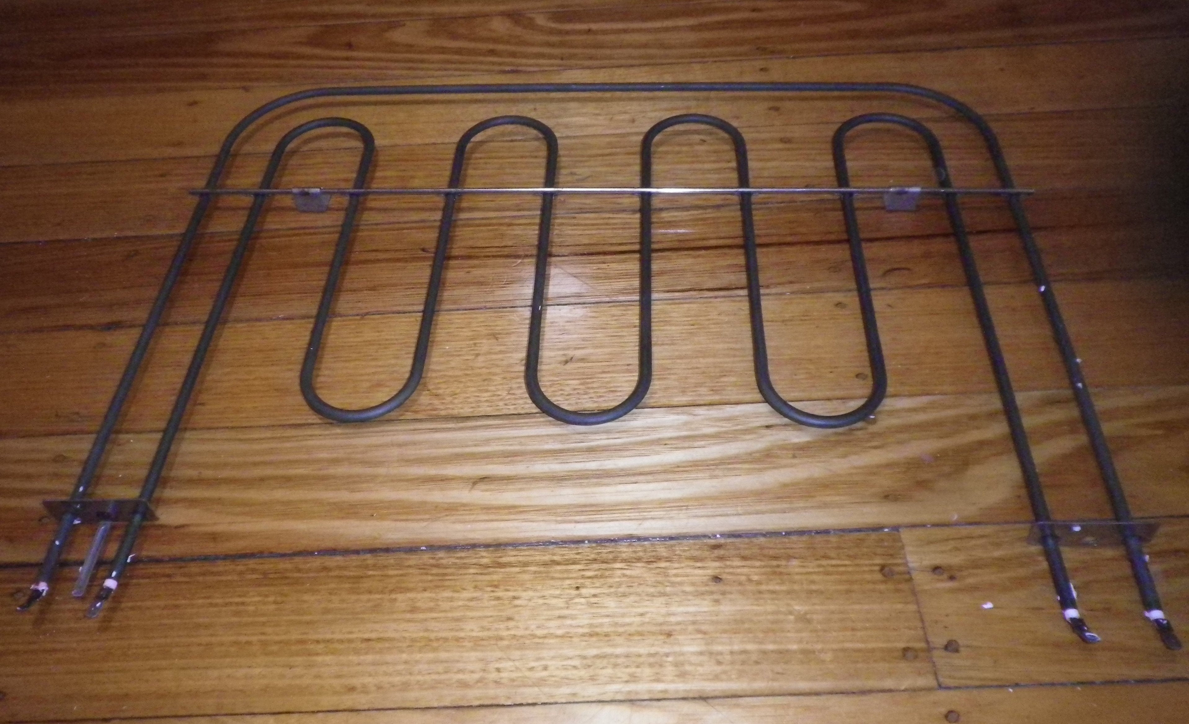 Technika 2900W/2200W Top Oven Element with Crossbar - Part #30101200063