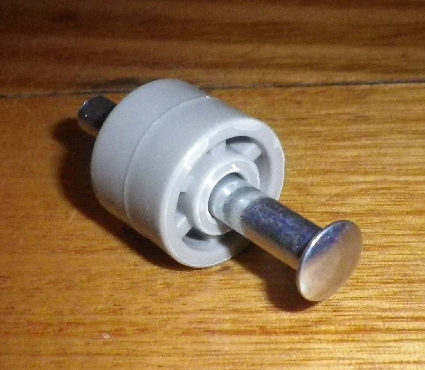 Westinghouse WBE45 and WBE53 Series Refrigerator Fixed Roller and Shaft Replacement Kit - Part Number A01819201K