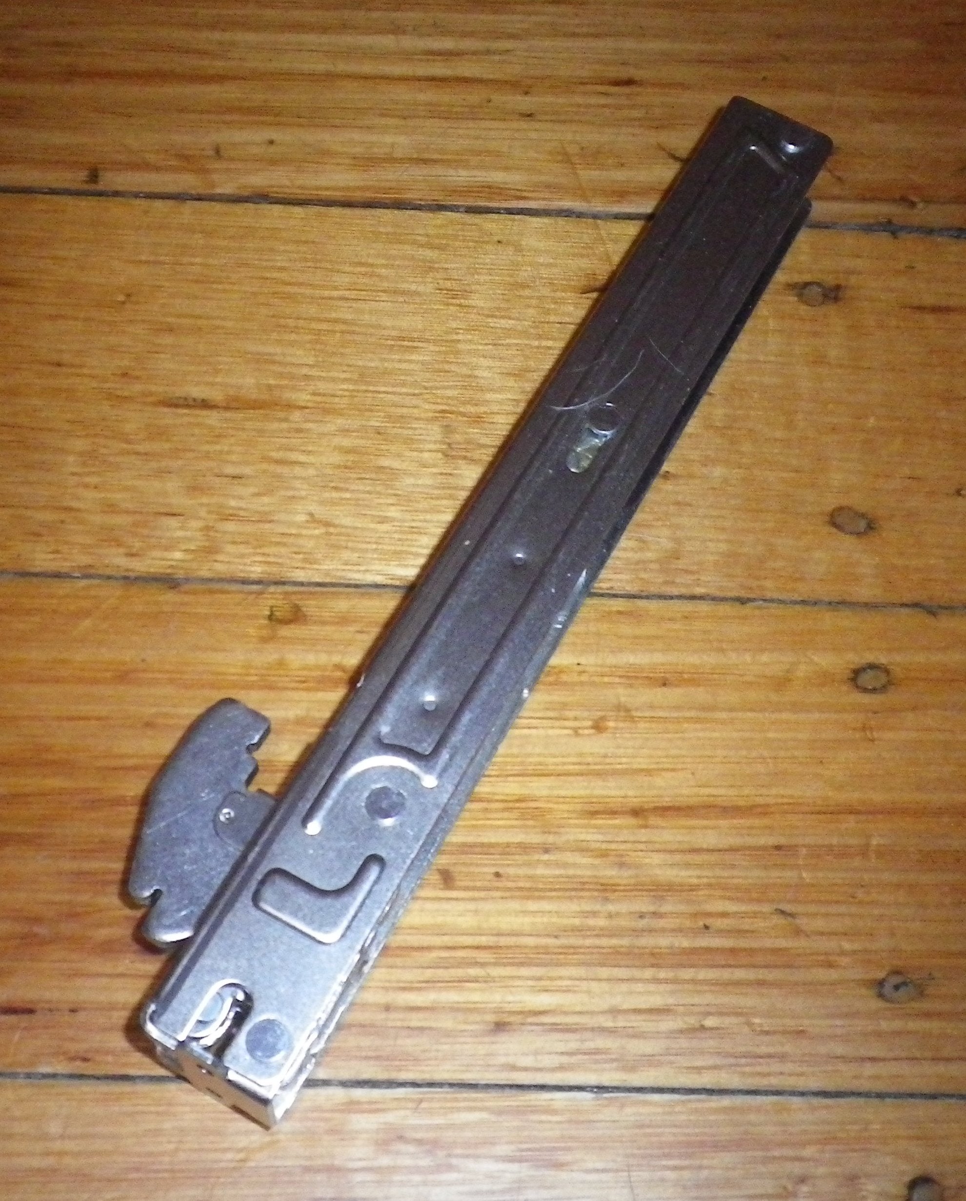 Westinghouse & Chef Oven Hinge Replacement - Genuine Part #0045001075