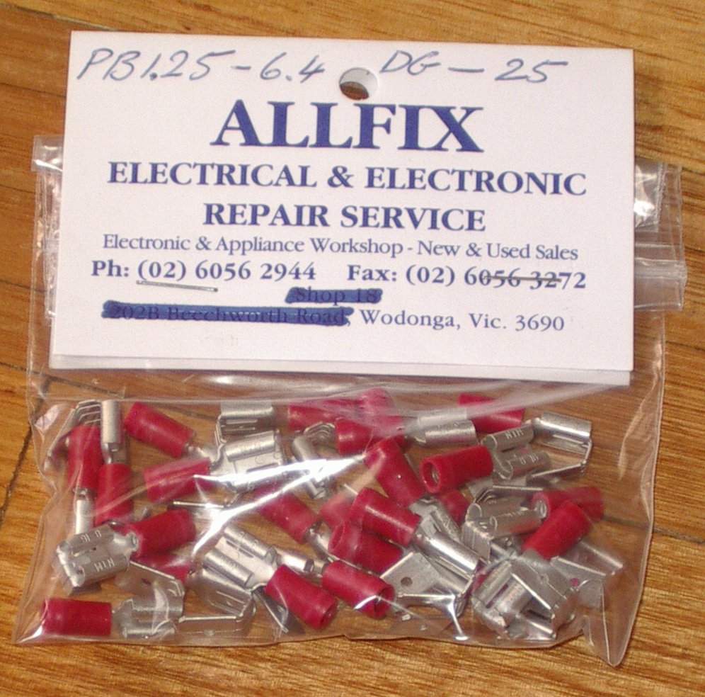 Red Insulated 6.4mm Piggyback Spade Crimp Terminals for Electrical Connections - Pack of 25 Pieces, Part # PB1.25-6.4DG-25